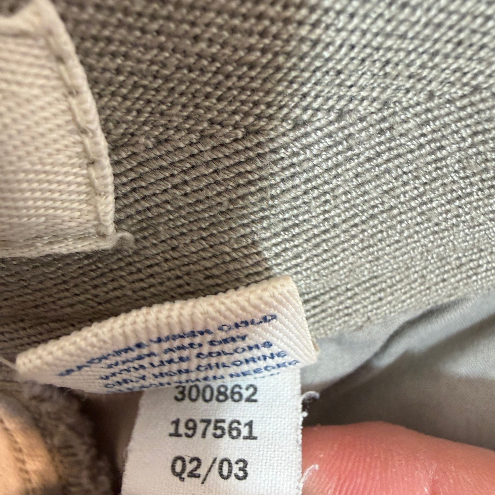 Old Navy Vintage Old Navy Cargo Shorts Men's 36 Tan 10" Inseam Size US 36 / EU 52 - 7 Thumbnail