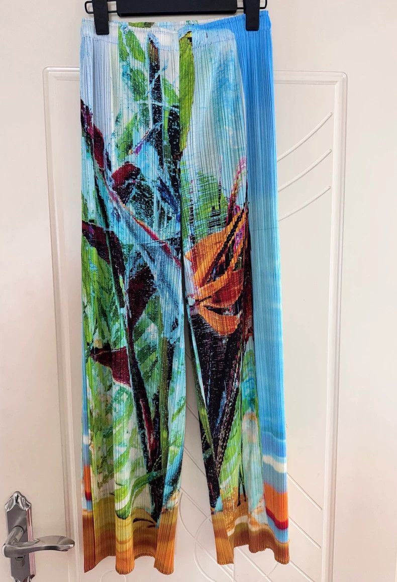 Issey Miyake Issey Miyake size:5 Southern ice flower pants Size 42" / US 20 - 1 Thumbnail
