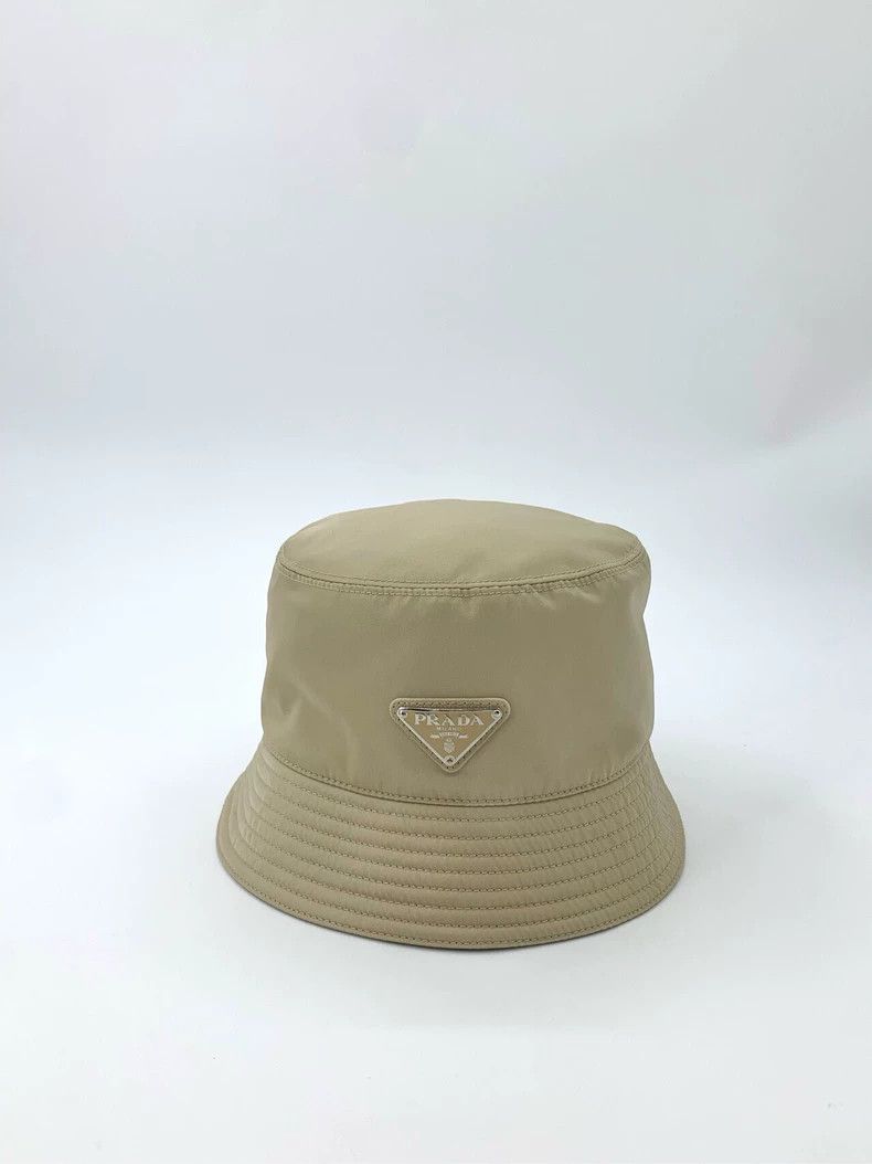 Prada Size M Logo triangle logo beige fisherman hat sunshad