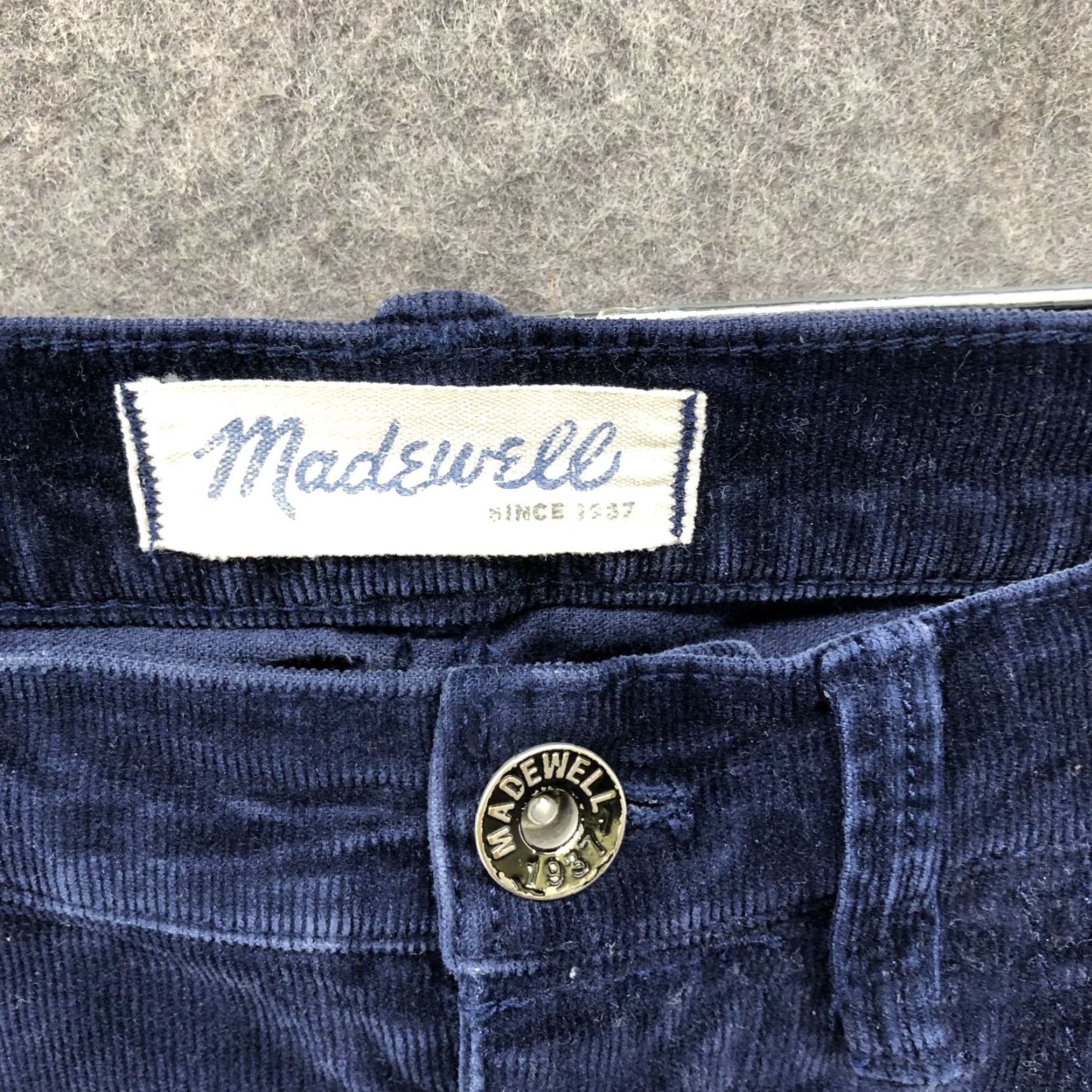 Madewell Madewell Corduroy Skinny Pants Womens Size 26 Dark Blue Low Rise 26x32 (26x31) Regular SlIM Pants Size 26" / US 2 / IT 38 - 5 Thumbnail