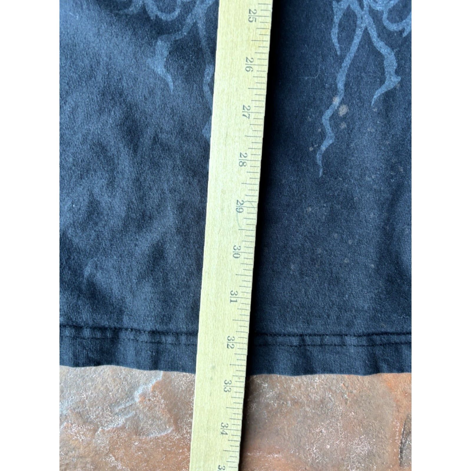 Southpole VINTAGE Y2K 3XL T-SHIRT Southpole Black Cotton Graphic Print Short Sleeve V-Neck 90s Retro Mens Clothing Size US XXL / EU 58 / 5 - 8 Thumbnail