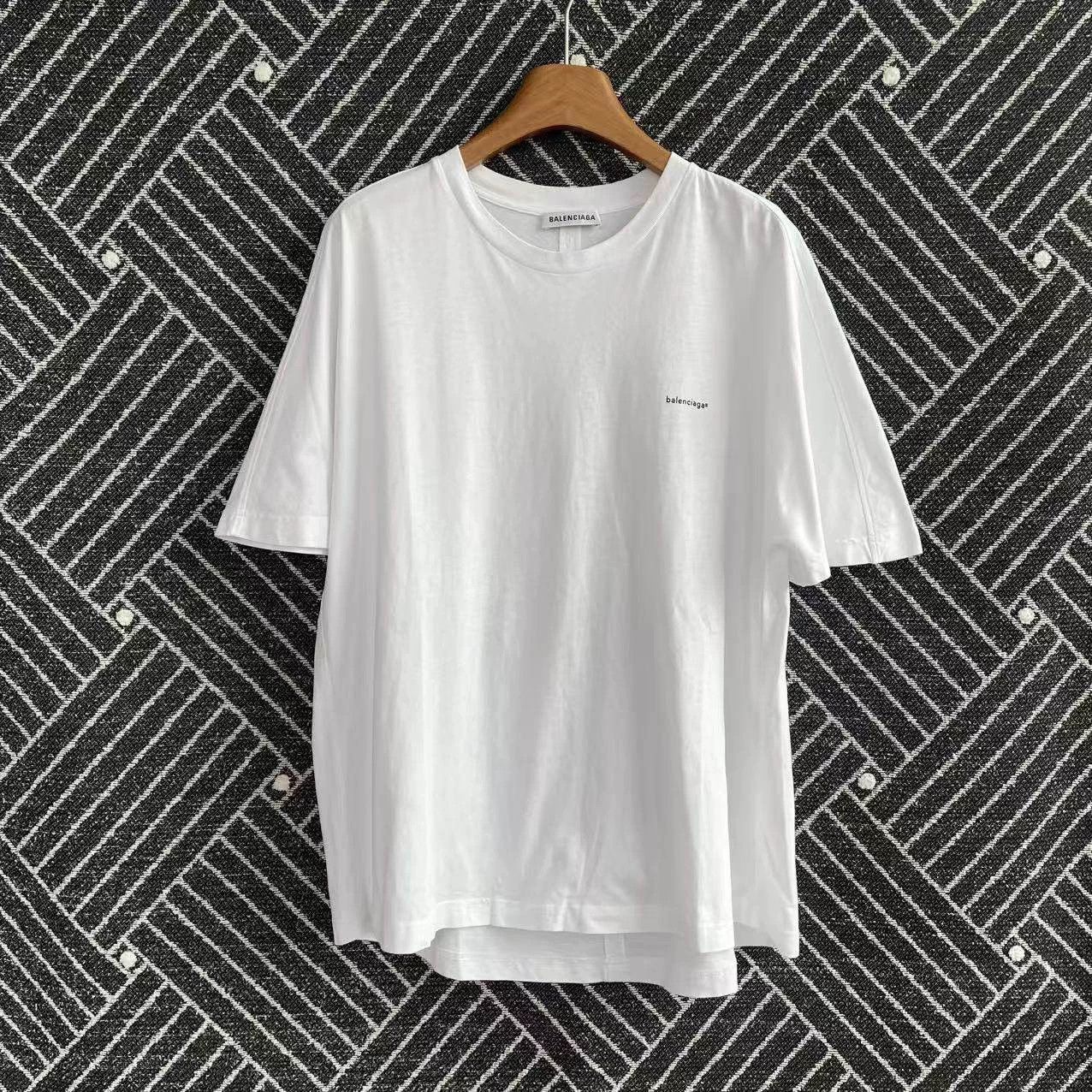 Balenciaga Balenciaga s/s white logo Tee XS 99 New Size US XS / EU 42 / 0 - 1 Thumbnail