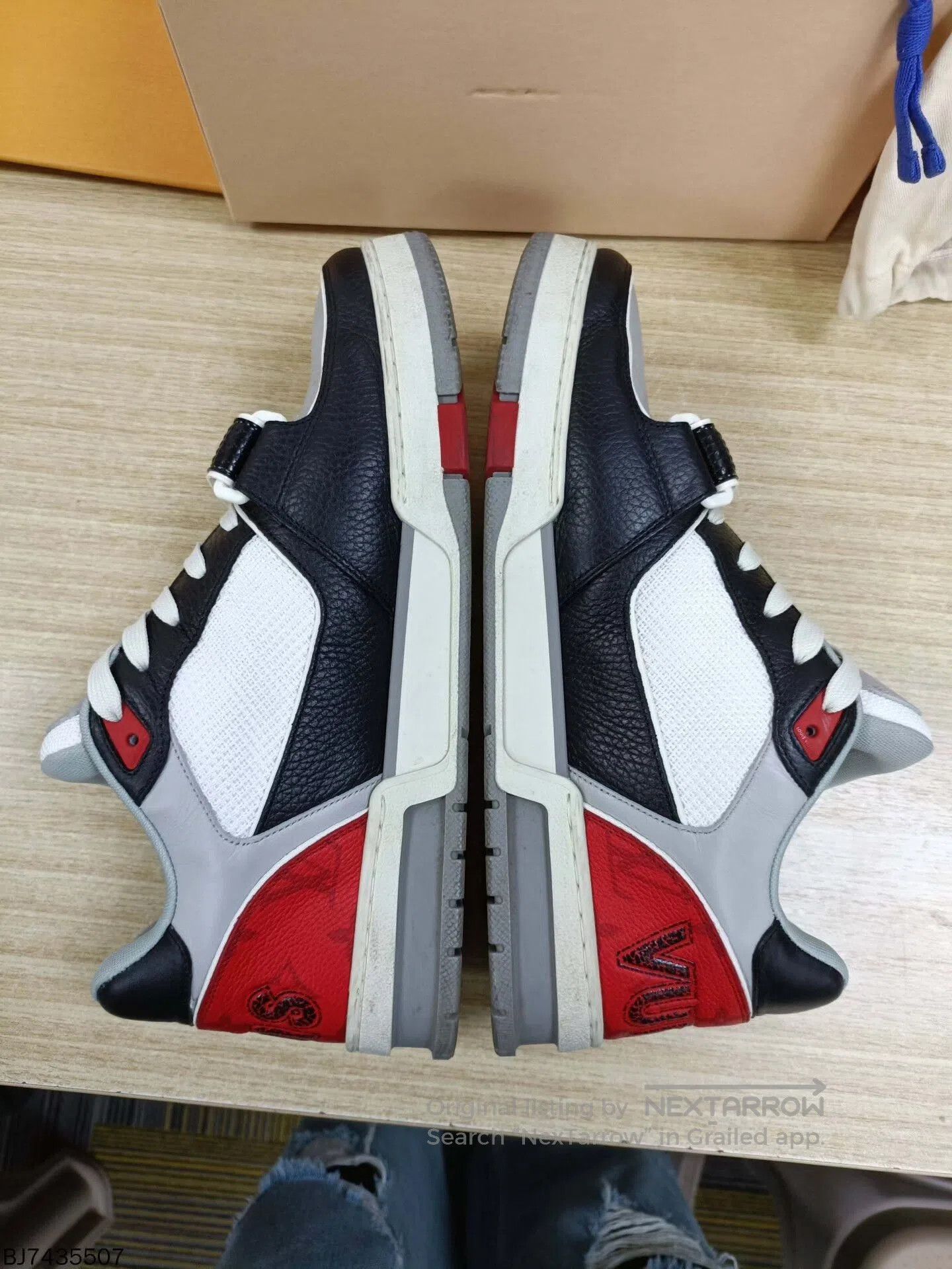 Louis Vuitton louis vuitton trainer low-top casual shoes. Size US 8 / EU 41 - 5 Thumbnail