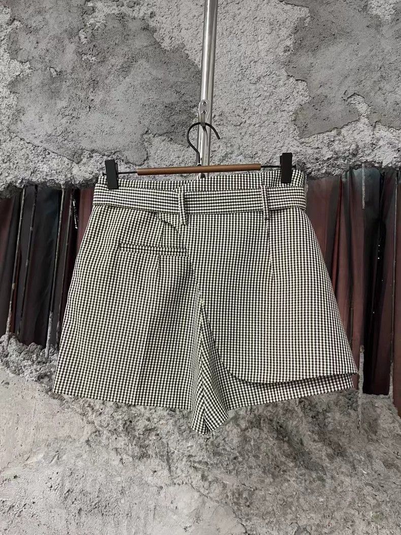 Fendi Fendi TwoPiece Set Shorts Size US 38 / EU 54 - 2 Thumbnail