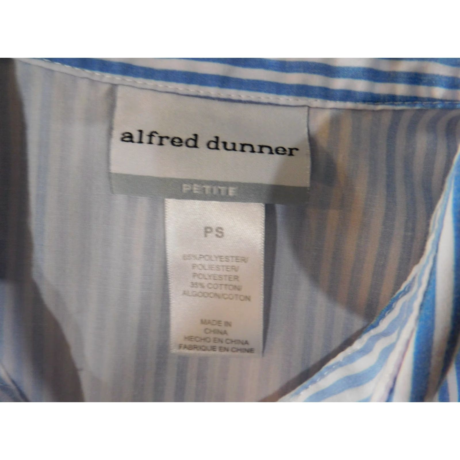Vintage Alfred Dunner top Button-Up Shirt Petite PS Womens Blue Striped Collared Long Sleeve Polyester Regular Fit Size S / US 4 / IT 40 - 5 Thumbnail