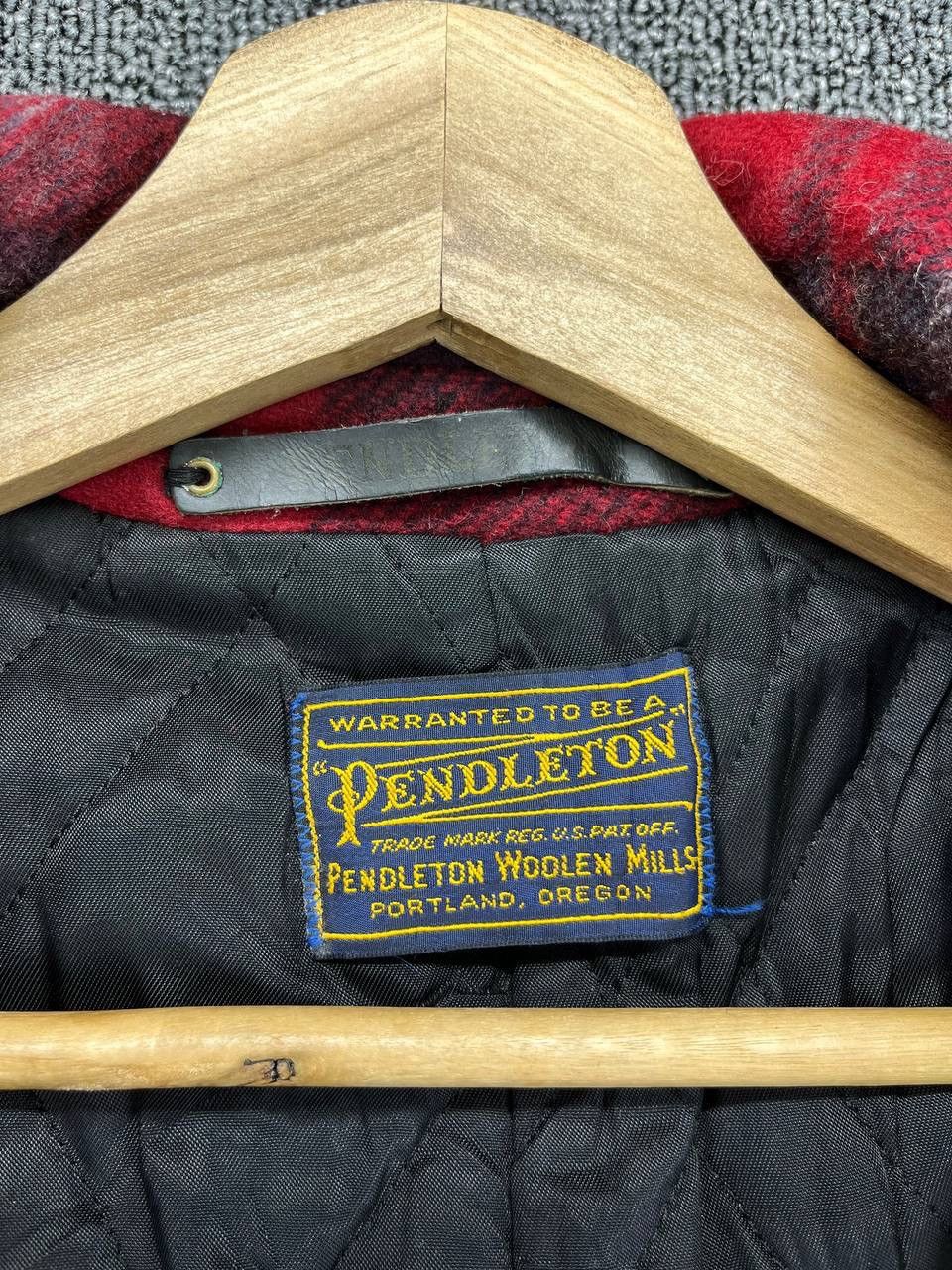 Pendleton × Vintage Vintage Pendleton Shadows Plaid Trashed Wool Jacket Size US M / EU 48-50 / 2 - 6 Thumbnail