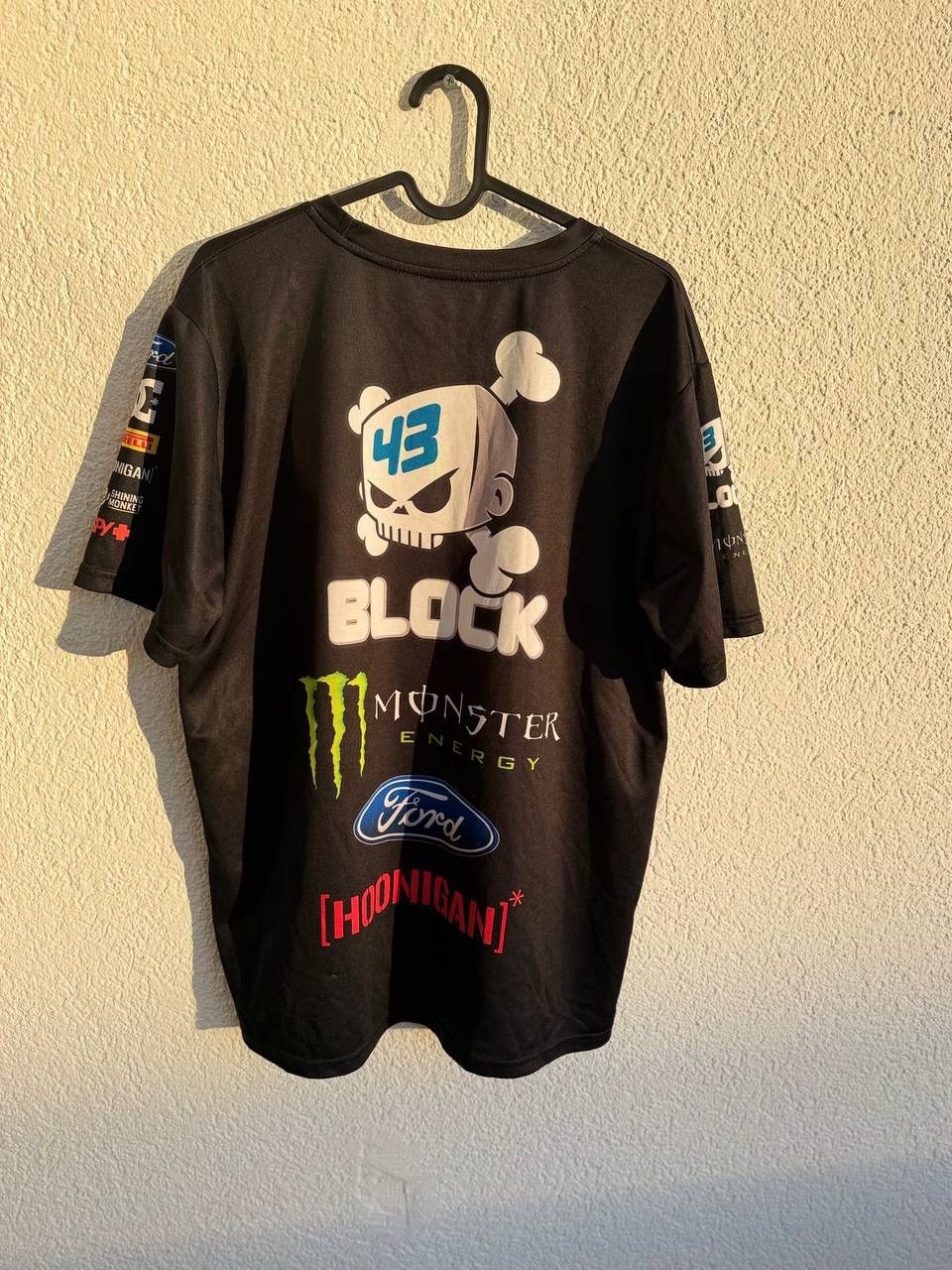 Vintage T-Shirt Monster Size US XL / EU 56 / 4 - 2 Thumbnail