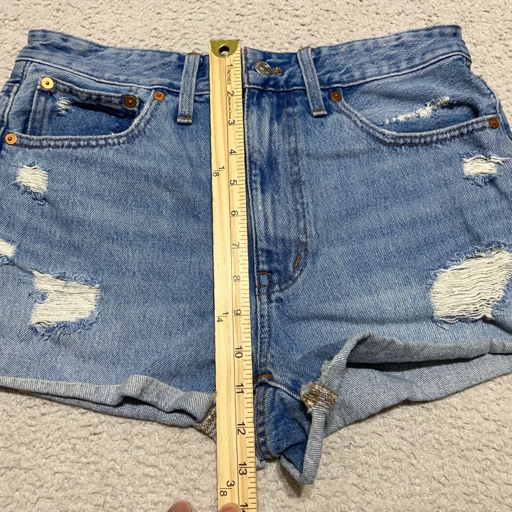 Madewell Madewell Jeans Shorts Blue Denim High Rise Cut-Off 3" Inseam 27 Womens Regular 29 Waist Pocket 5-Pocket Distress Stretch Vintage No Size 27" / US 4 / IT 40 - 4 Thumbnail