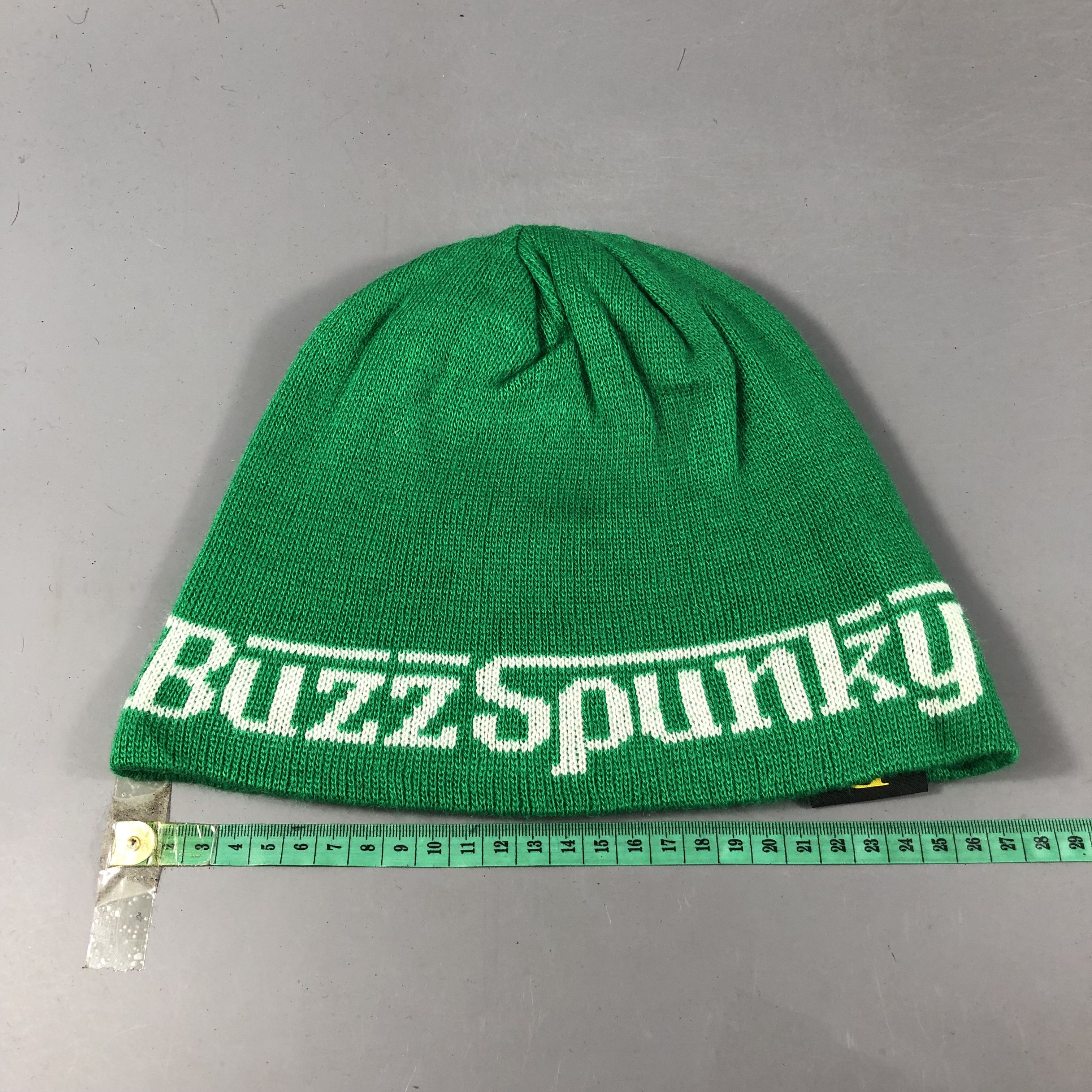 Japanese Brand Buzz Spunky Beanie Snowcap Snow Hat B910 Size ONE SIZE - 3 Thumbnail