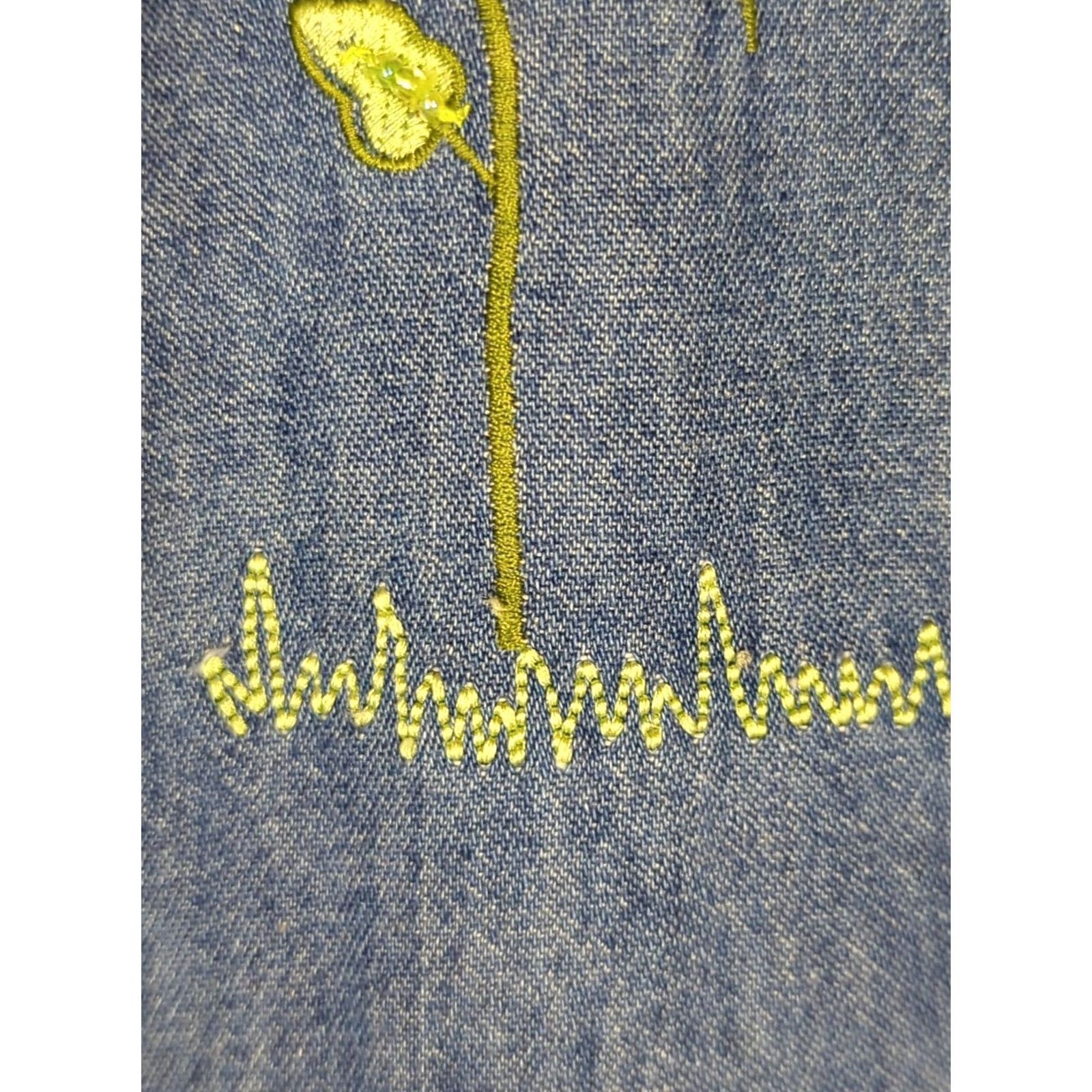 Quacker Factory Quacker Factory Denim Button Up Shirt Pumpkins Beaded 1X Blue Fall Halloween Pumpkins Beaded Button-Up Shirt Women 1X Men? Size XL / US 12-14 / IT 48-50 - 4 Thumbnail