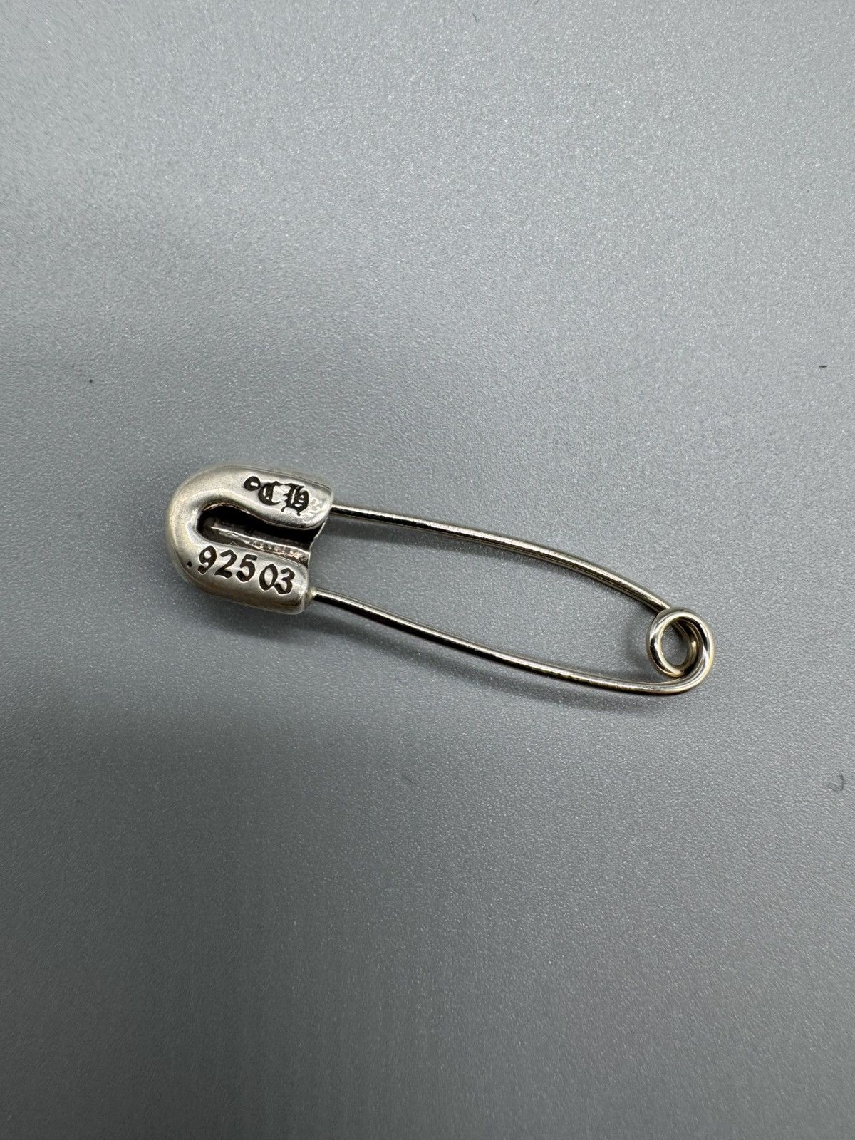 Chrome hearts safety pin pave dia main image 1