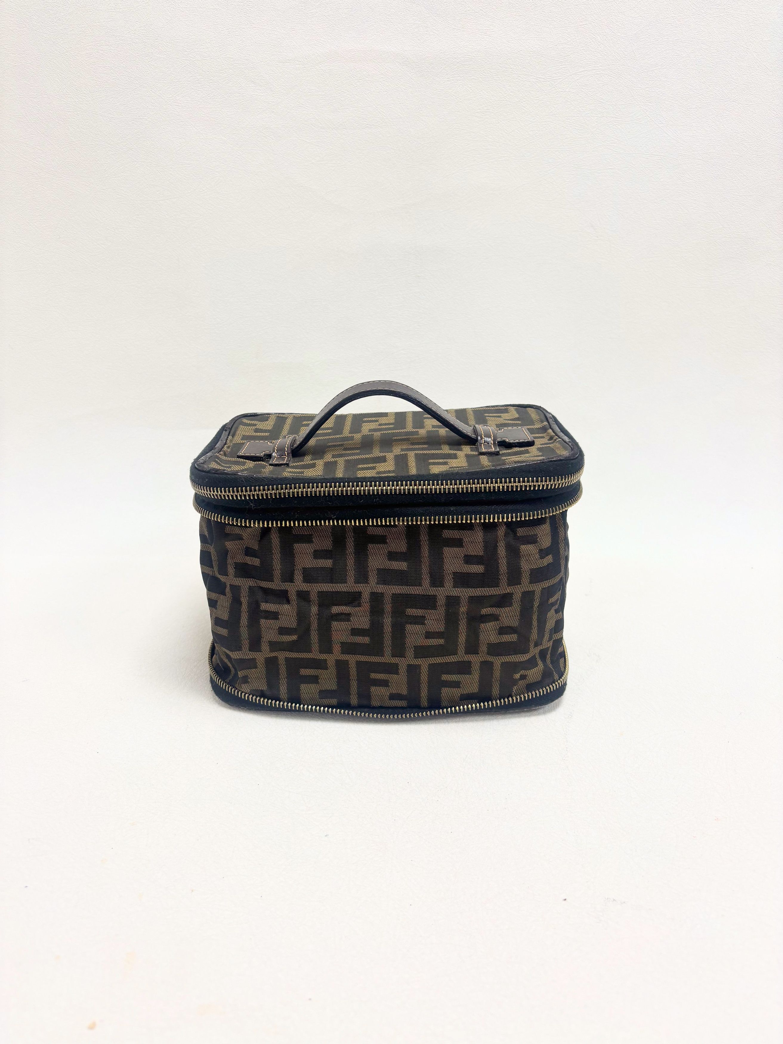 Fendi Pochette Vanity Bag Size ONE SIZE - 1 Thumbnail