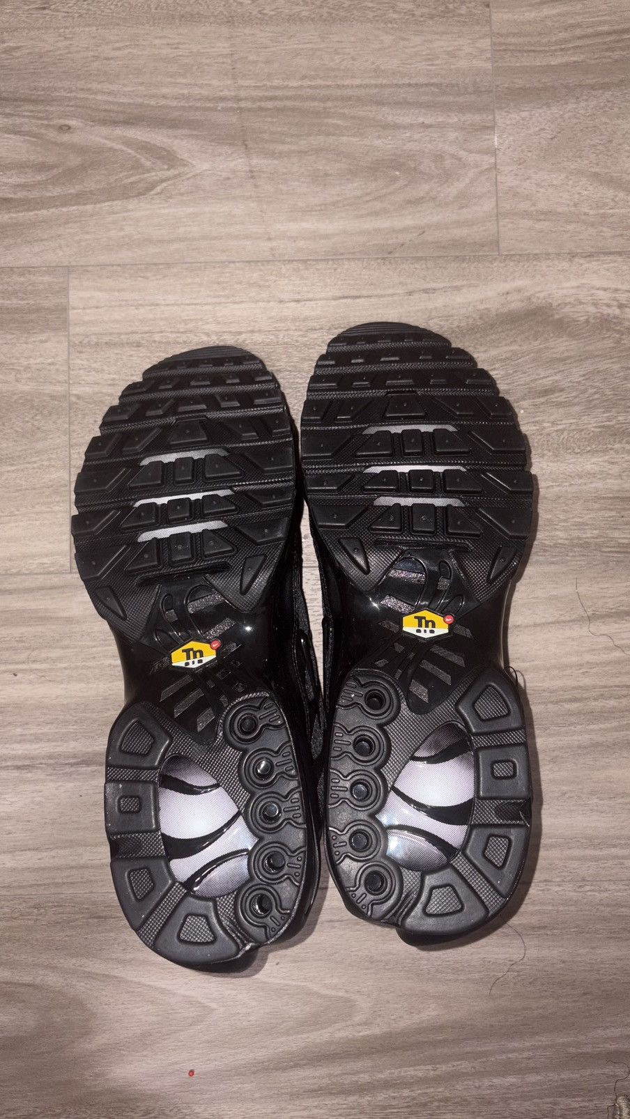 Nike Nike Air Max plus all black Size US 11 / EU 44 - 5 Thumbnail