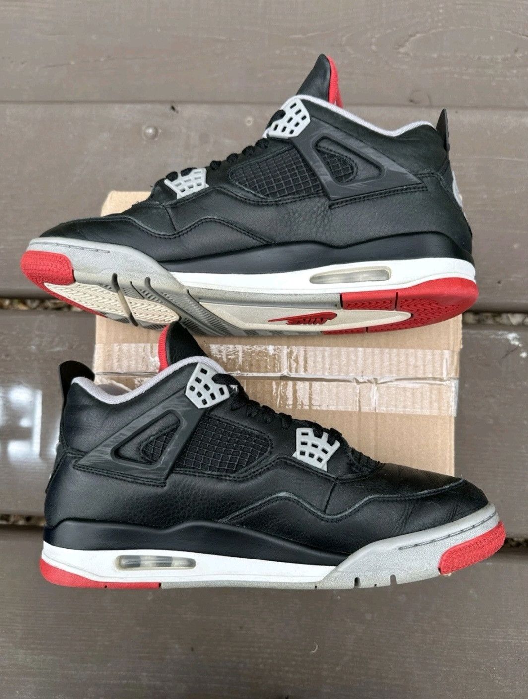 Jordan Brand Nike Air Jordan Retro 4 Bred Reimagined Size 11 Men Size US 11 / EU 44 - 4 Thumbnail