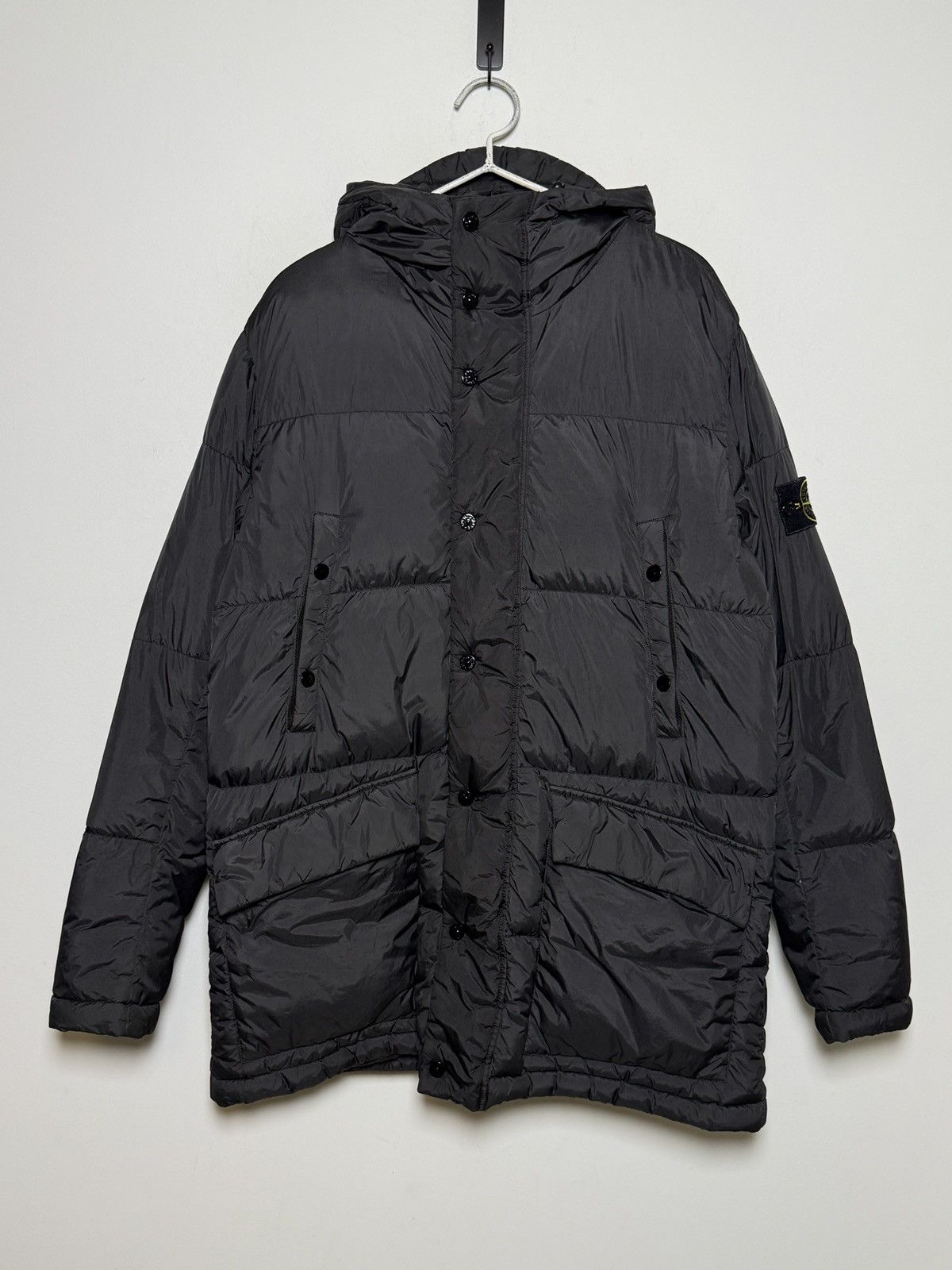 Stone Island Stone Island Crinkle Reps NY down jacket in matte black Size US L / EU 52-54 / 3 - 2 Thumbnail