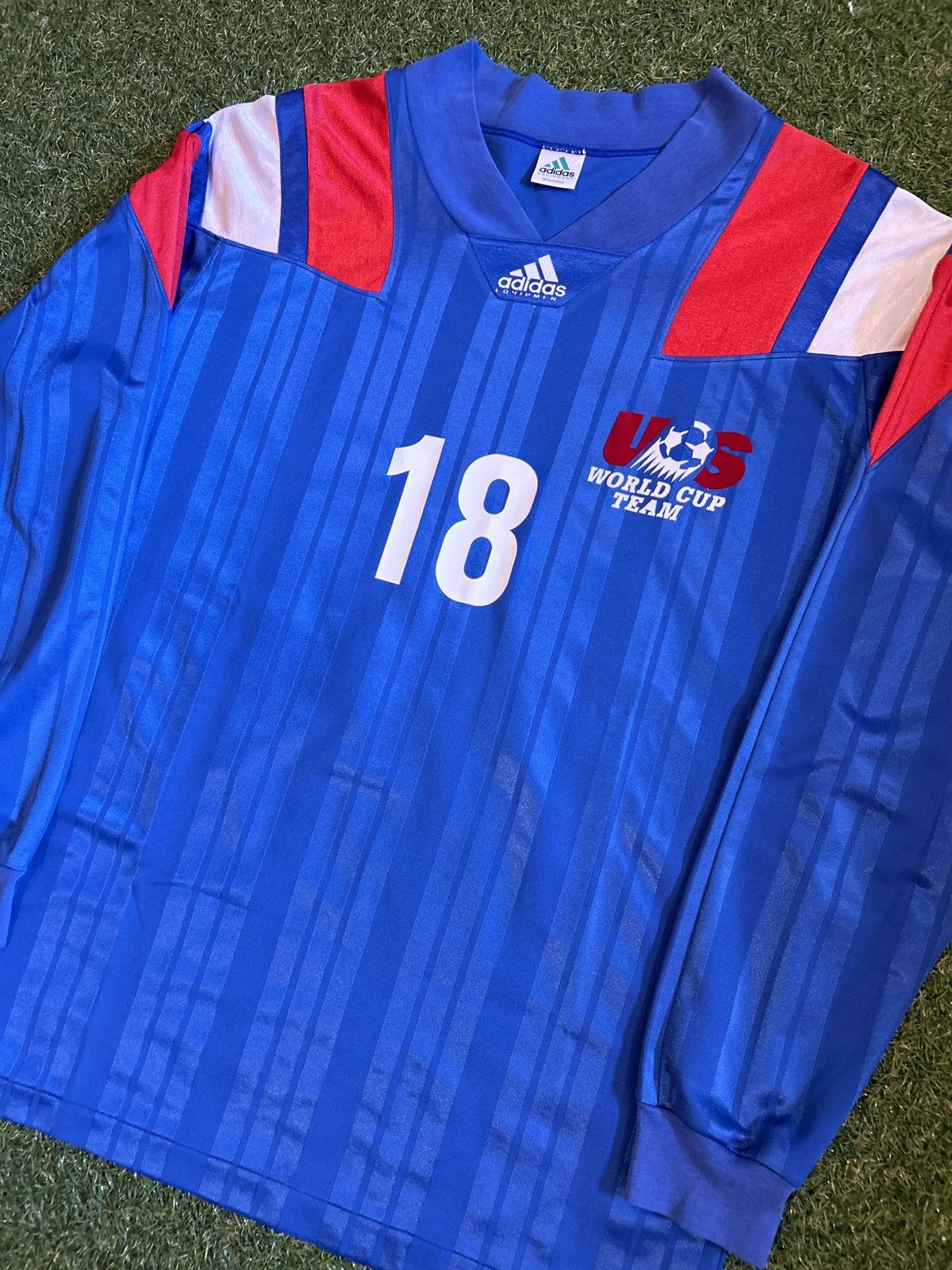Adidas 93/94 USA Away Shirt Size US L / EU 52-54 / 3 - 3 Thumbnail