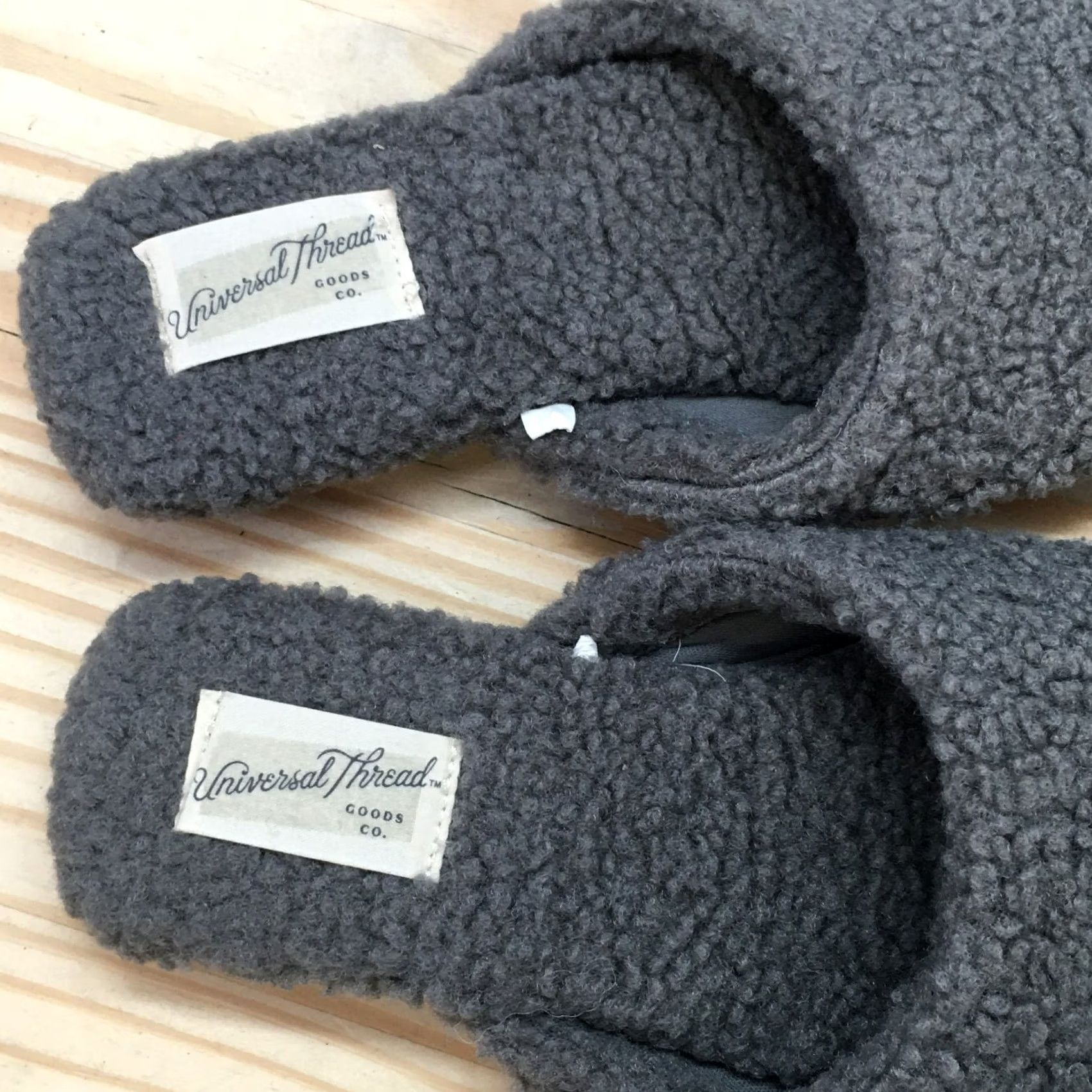 Vintage Universal Thread Slippers Womens 9.5 Margot Mules Gray Faux Fur Comfort Slip On Size ONE SIZE - 5 Thumbnail