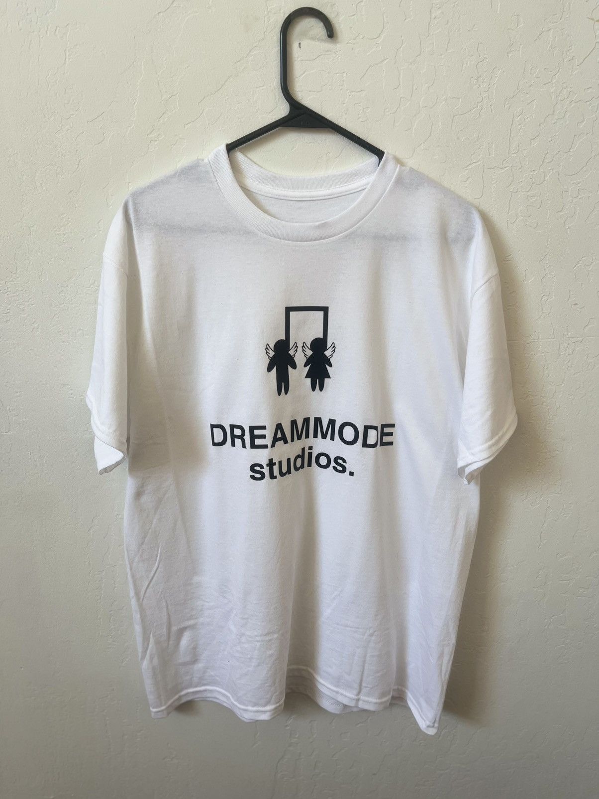 Other DREAMMODE studios (tshirt) Size US L / EU 52-54 / 3 - 2 Thumbnail