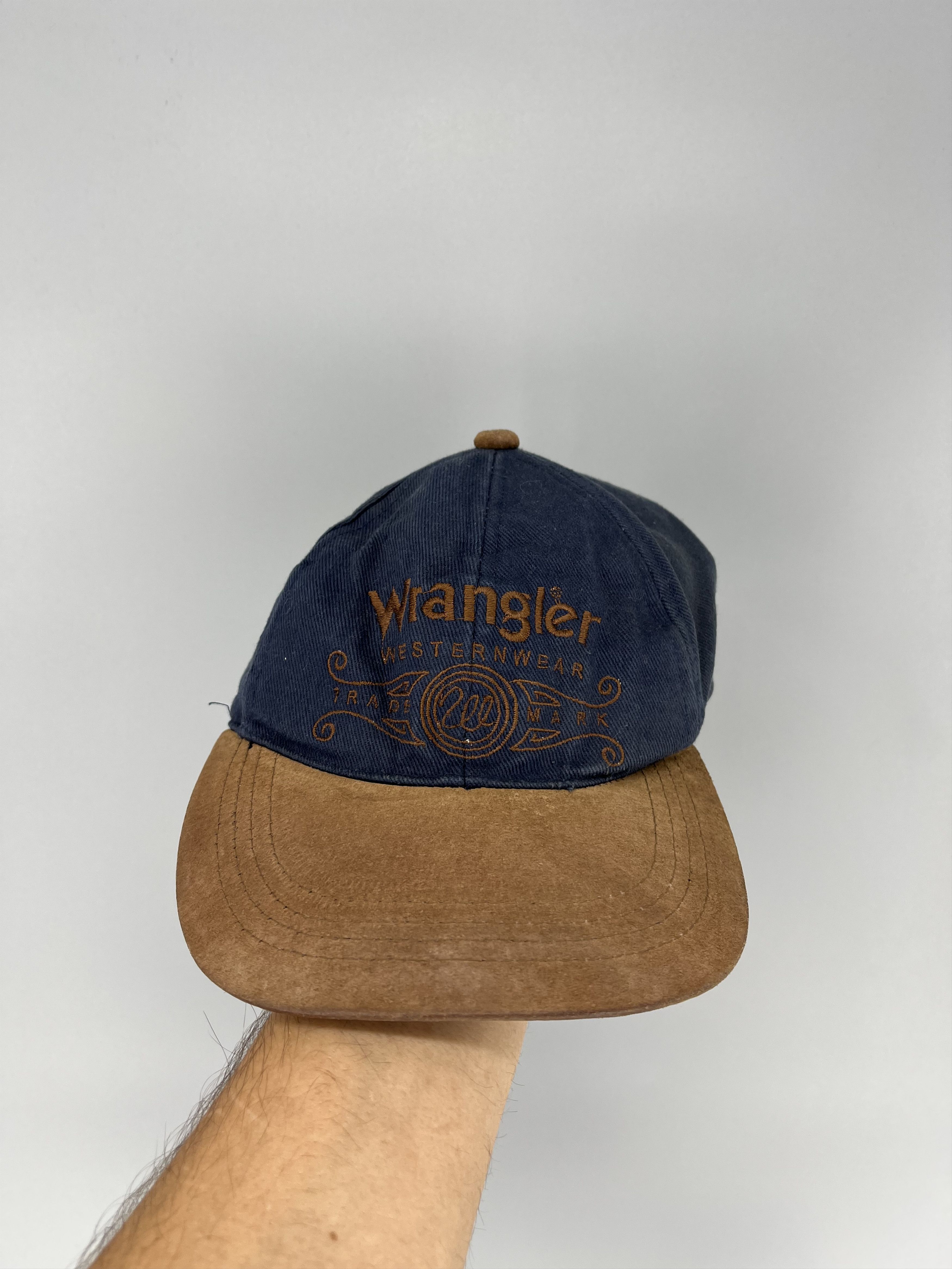 Vintage Vintage Wrangler Spellout Snapback Hat Streetwear Style Size ONE SIZE - 1 Thumbnail