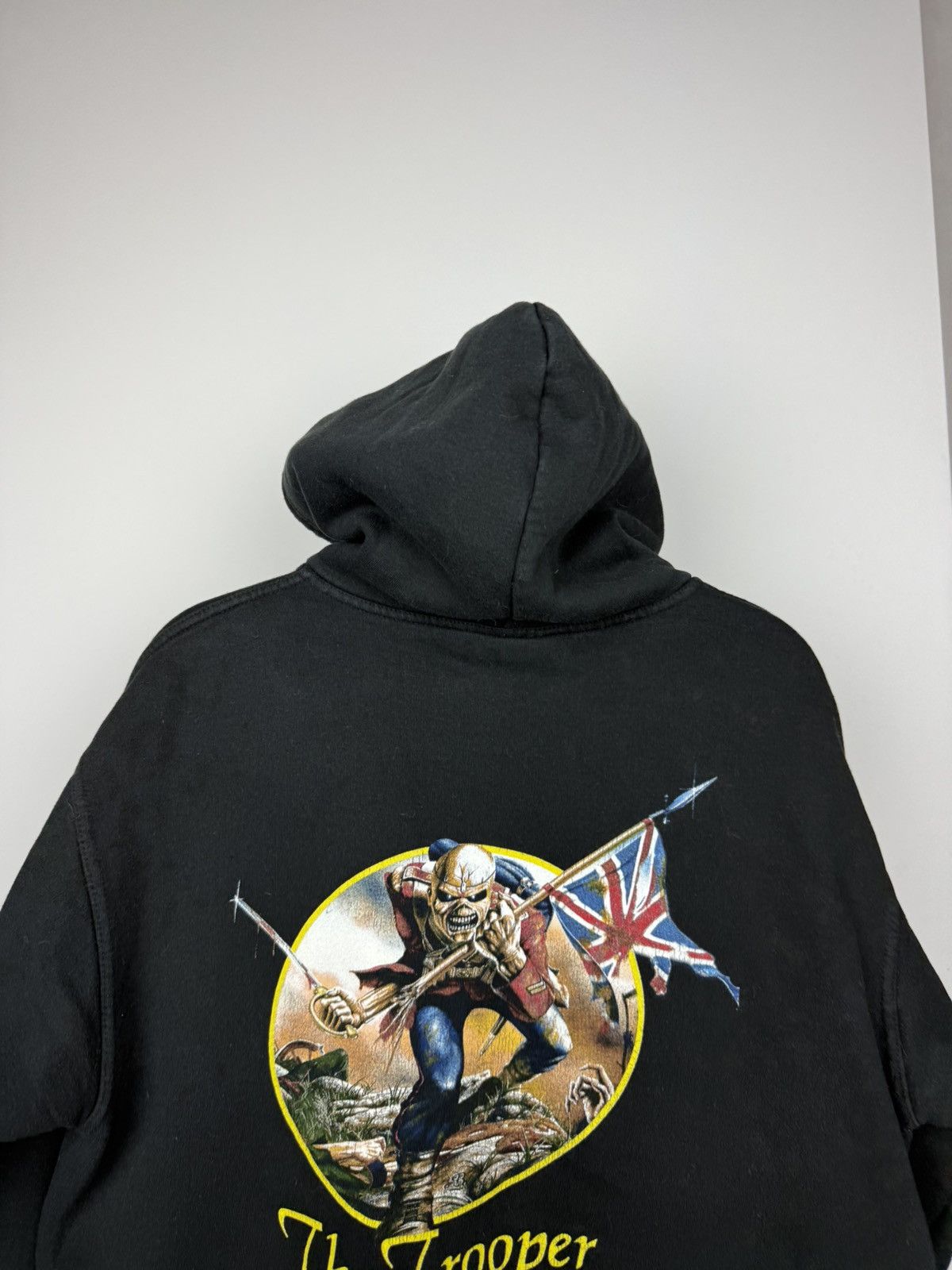 Band Tees × Iron Maiden × Vintage 2003 Vintage Iron Maiden The Trooper Big Logo Black Hoodie Size US L / EU 52-54 / 3 - 9 Thumbnail