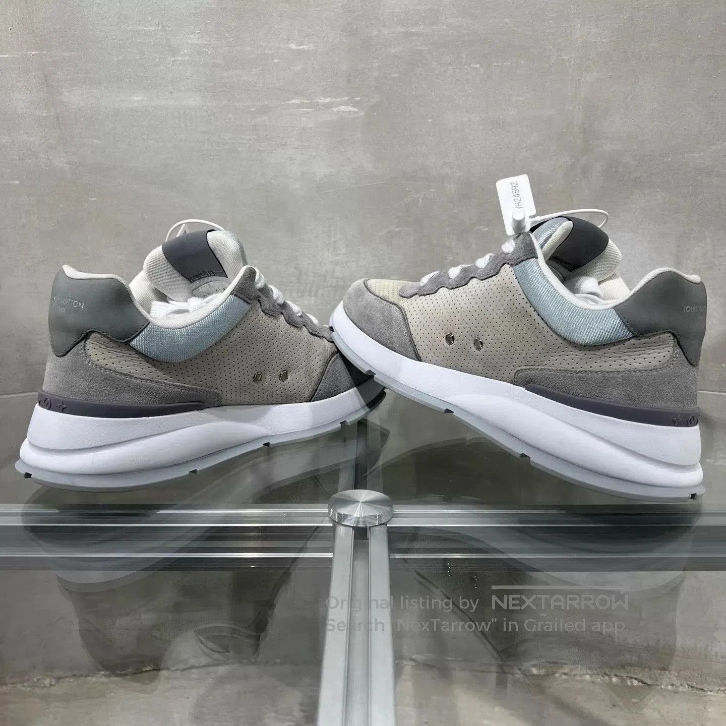 Louis Vuitton Gray Low-Top Sneakers Size 8. Size US 8 / EU 41 - 5 Thumbnail