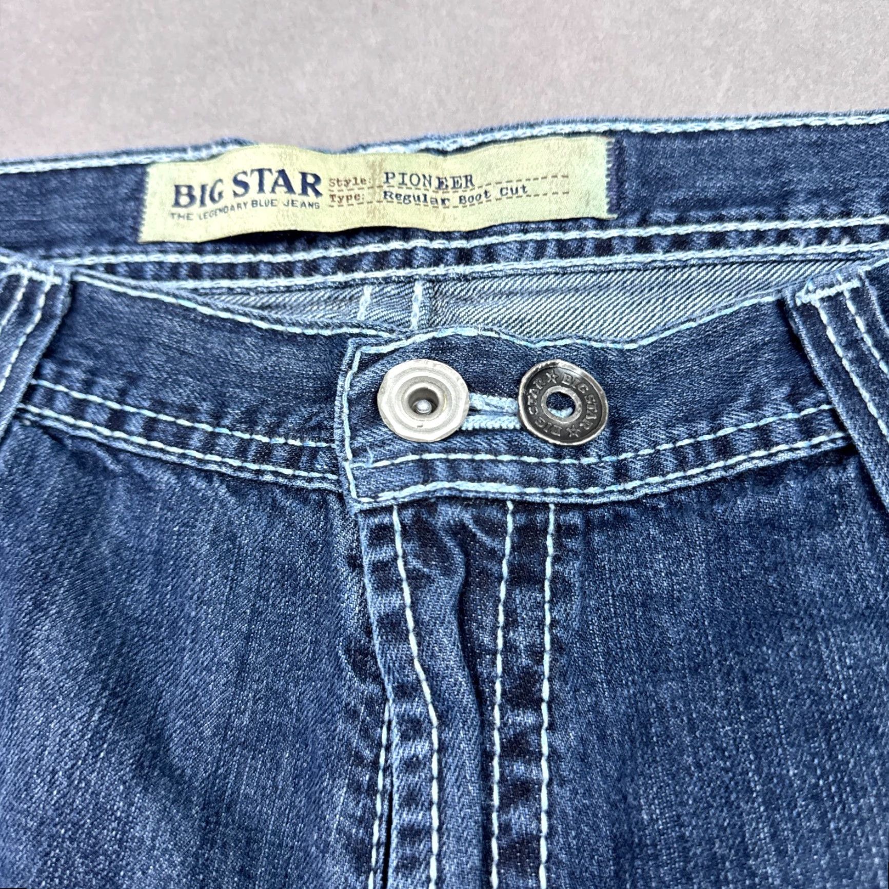 Vintage BIG STAR Jeans Mens Bootcut 40x30 Blue Pioneer Denin Five-Pocket Regular 30 Inseam Medium Wash Men Size US 40 / EU 56 - 2 Thumbnail