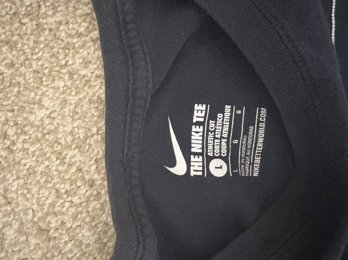 Nike Vintage 2000’s Nike tee Size US L / EU 52-54 / 3 - 2 Thumbnail