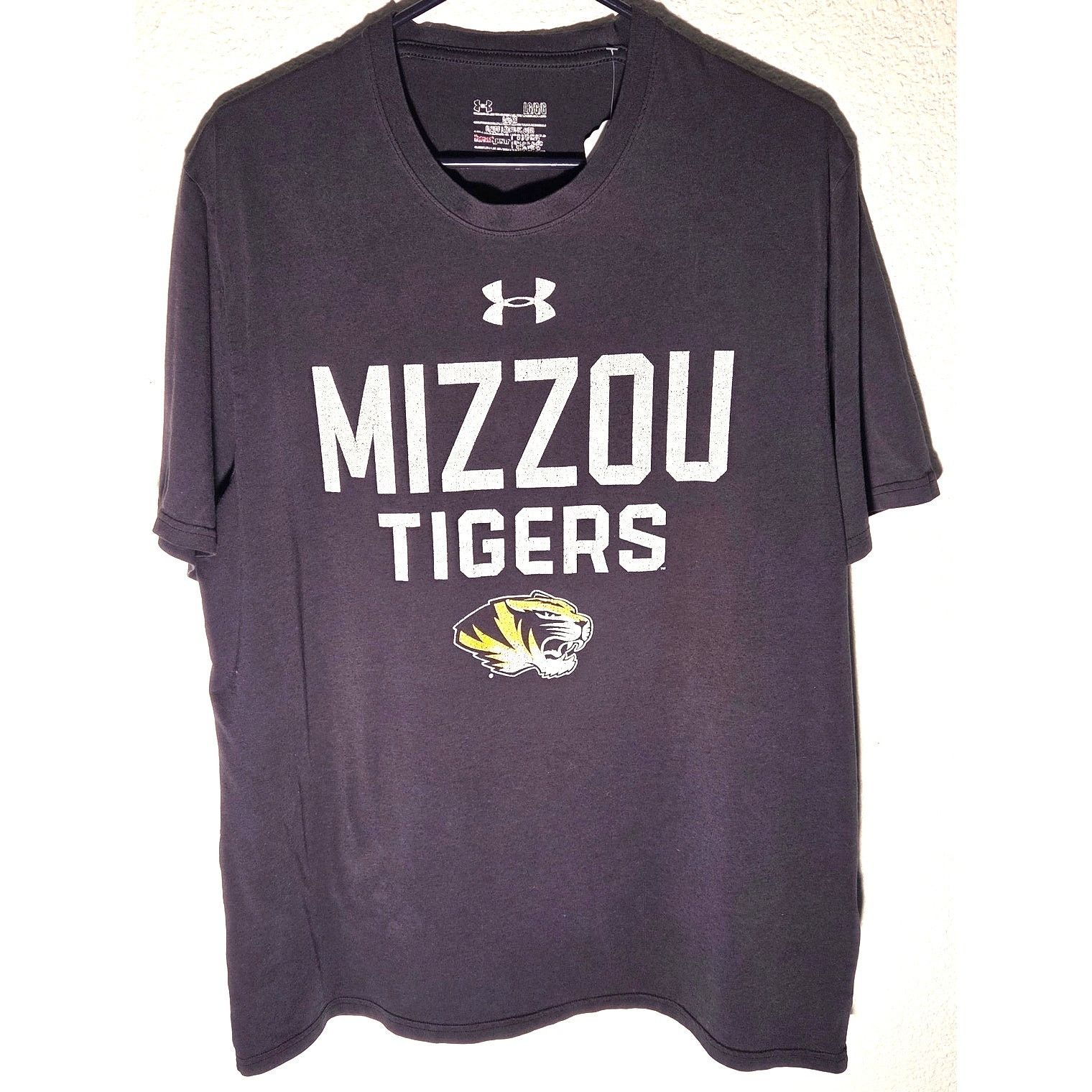 Under Armour Mizzou Tigers Under Armour T-Shirt Loose - Large - Navy Blue Size US L / EU 52-54 / 3 - 1 Thumbnail