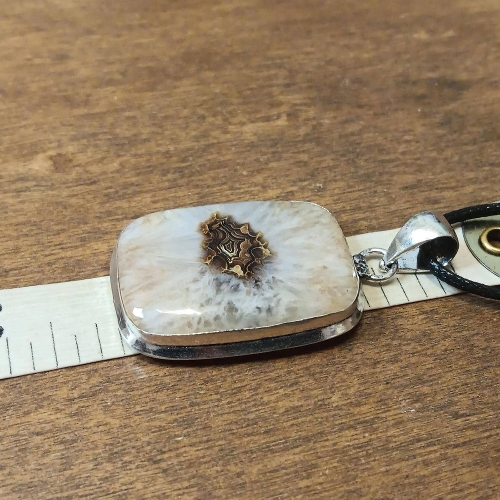 Designer Elegant Solar Agate Pendant Necklace Size ONE SIZE - 3 Thumbnail