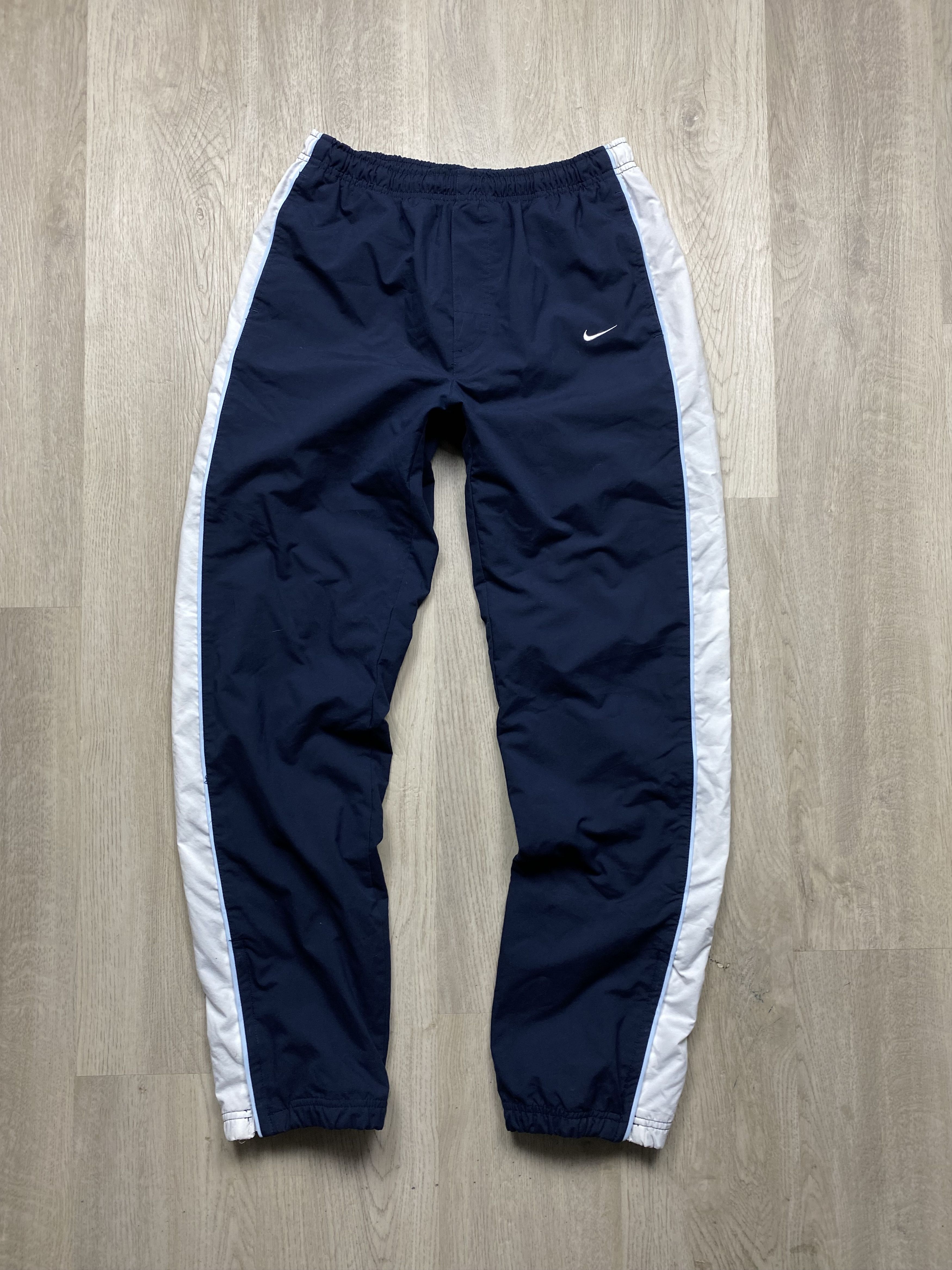 Nike Nike Vintage Nylon Pants Y2K Drill Gorpcore Size US 30 / EU 46 - 1 Thumbnail