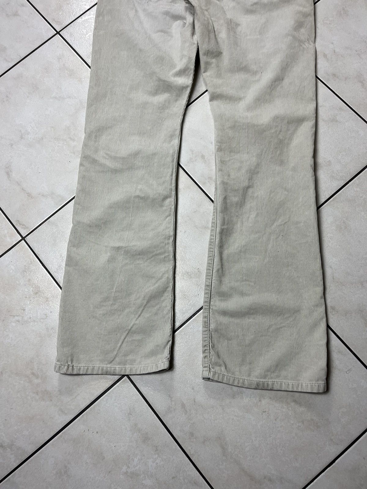 Levi's × Vintage Vintage Levi’s 507 flare corduroy cords y2k pants trousers Size US 34 / EU 50 - 16 Thumbnail