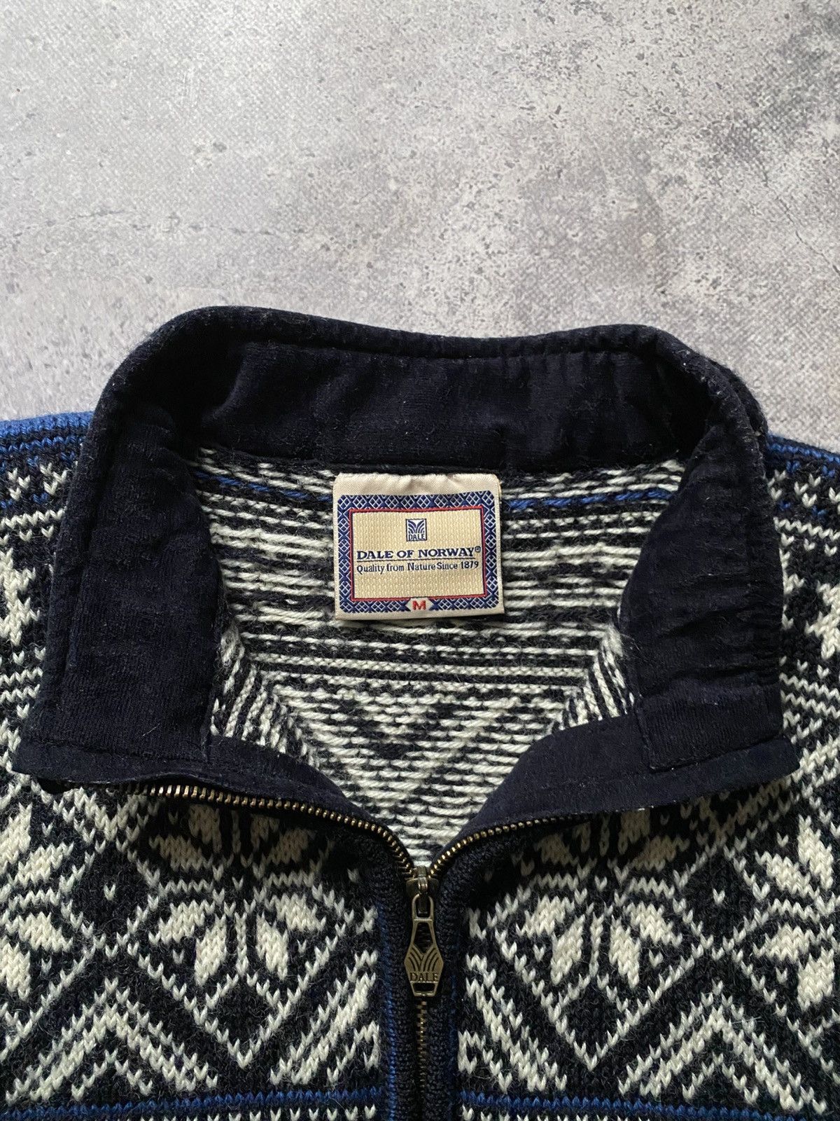 Dale Of Norway Vintage Dale Of Norway Sweater Men Size M Wool Icelandic Size US M / EU 48-50 / 2 - 2 Thumbnail