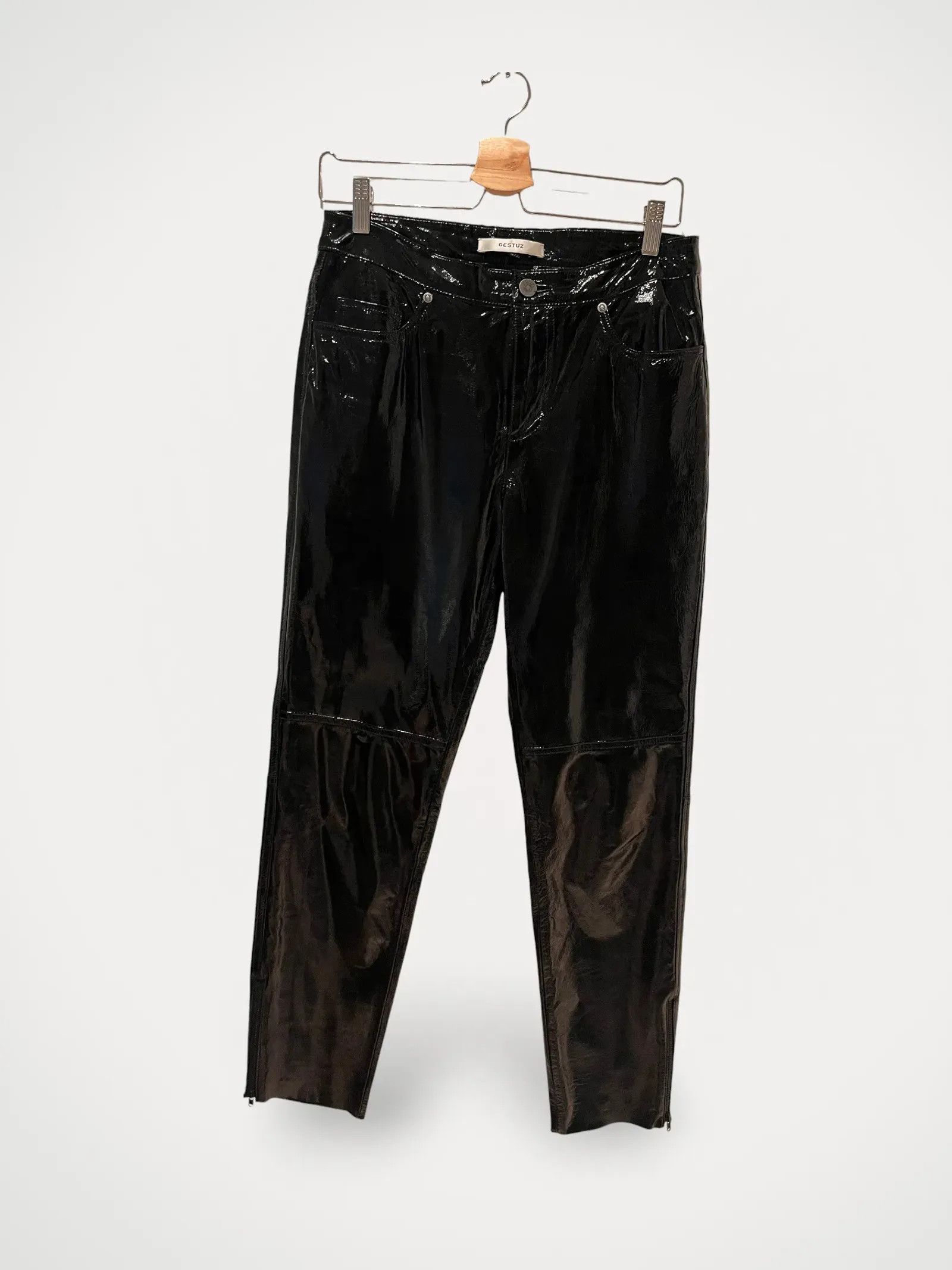 Gestuz Gestuz Pants Size 27" / US 4 / IT 40 - 1 Thumbnail