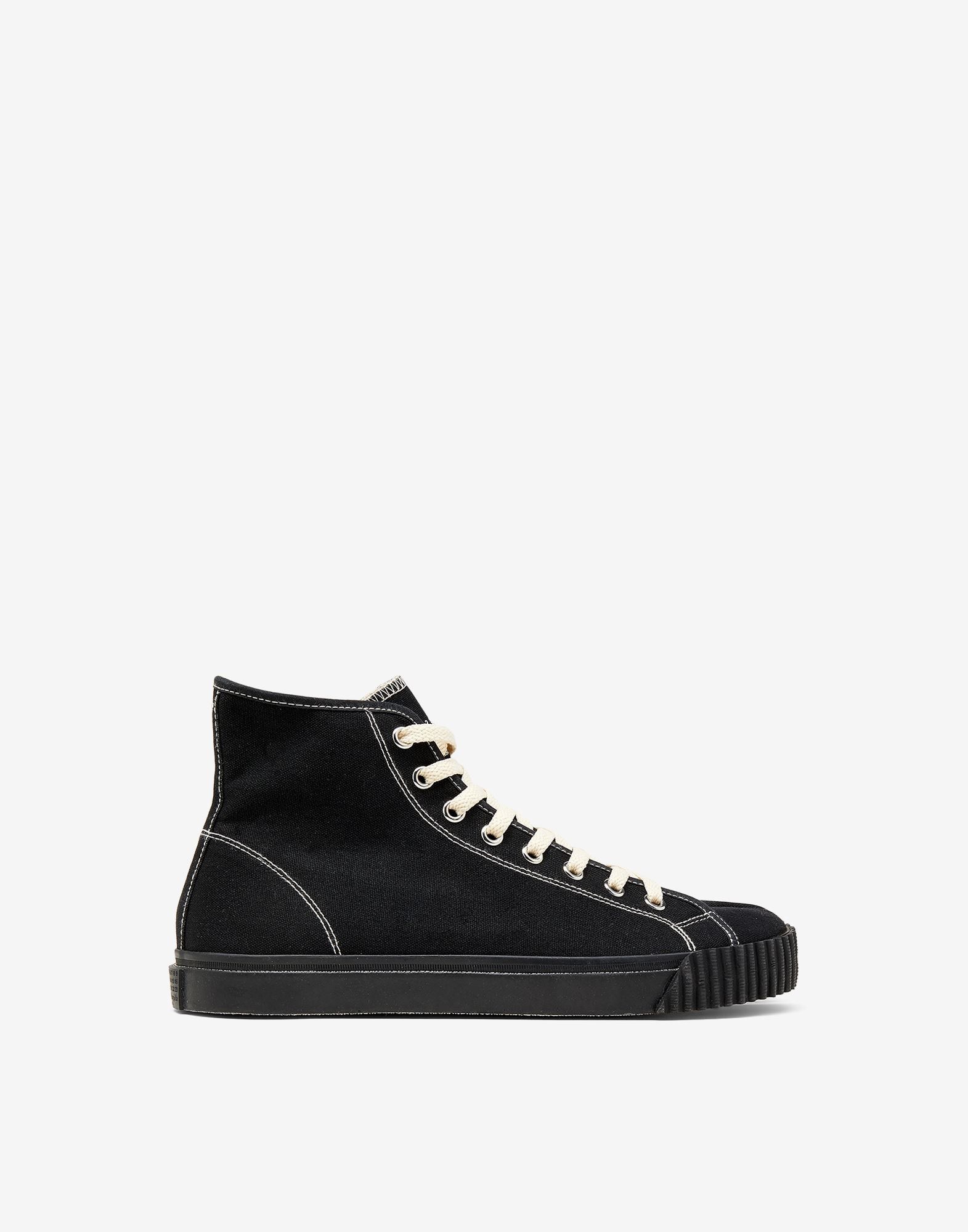 Maison Margiela oc11z0725 Tabi Hi-Top Sneakers in Black Size US 11.5 / EU 44-45 - 1 Thumbnail