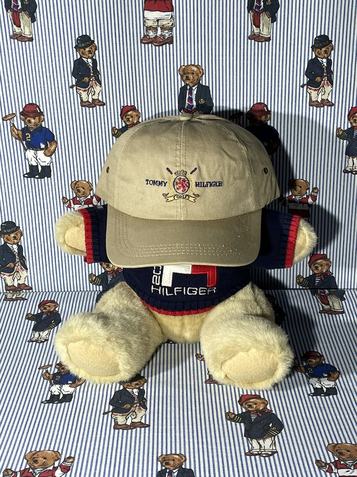 Tommy Hilfiger × Vintage Cap Tommy Hilfiger Lion Crest OG Vintage 90’s Size ONE SIZE - 2 Thumbnail