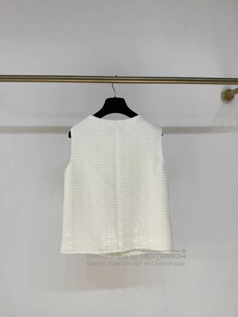 Chanel Chanel 25S White Sequin Vest Coat. Size US S / EU 44-46 / 1 - 4 Thumbnail