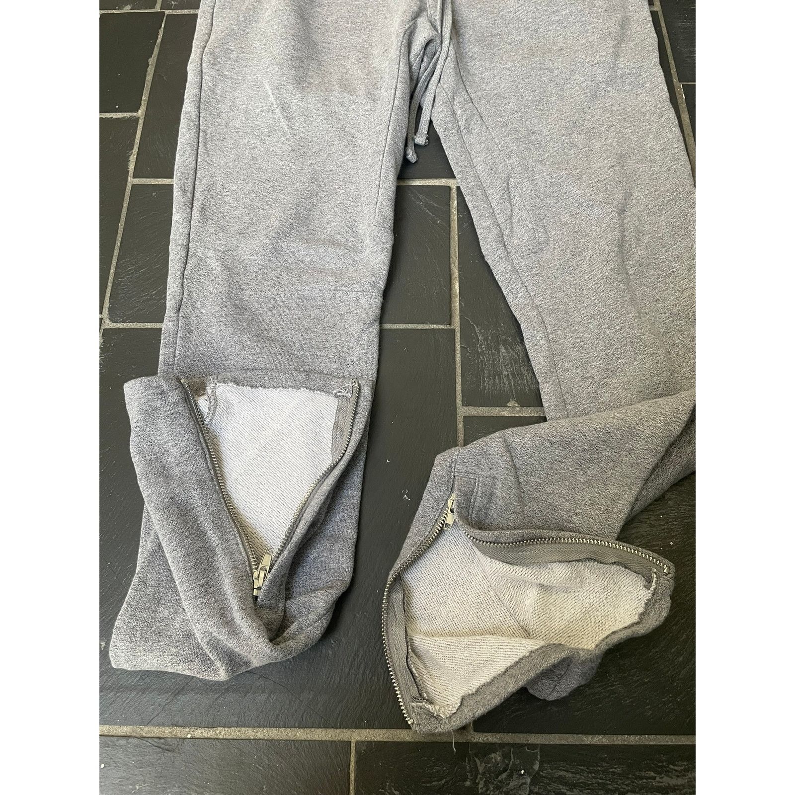 Pacsun Grey Pac Sun Zipper Sweatpants Fear of God Essentials Size US 32 / EU 48 - 2 Thumbnail