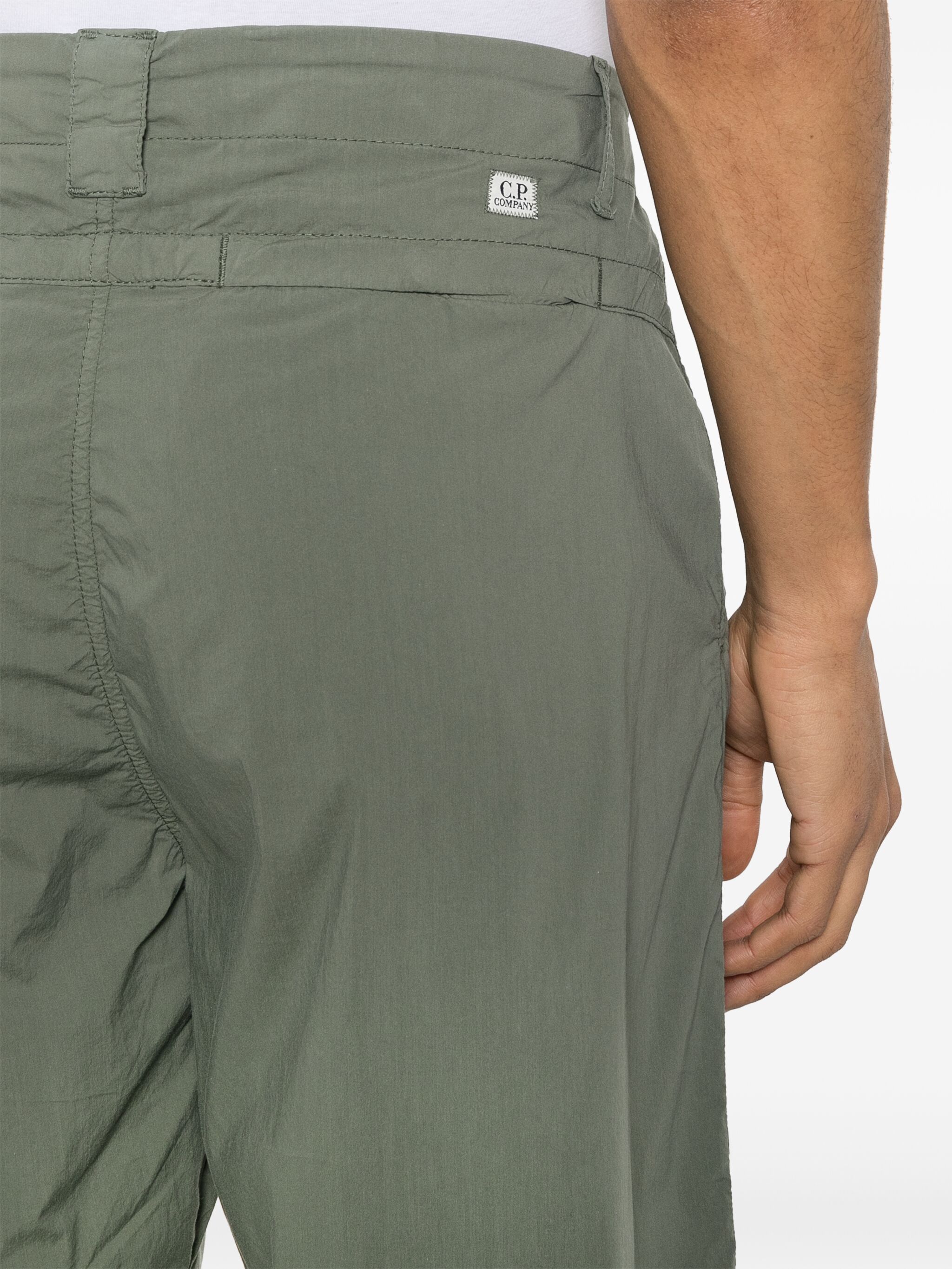 C.P. Company o1y1224 Logo Short in Military Green Size US 28 / EU 44 - 5 Thumbnail