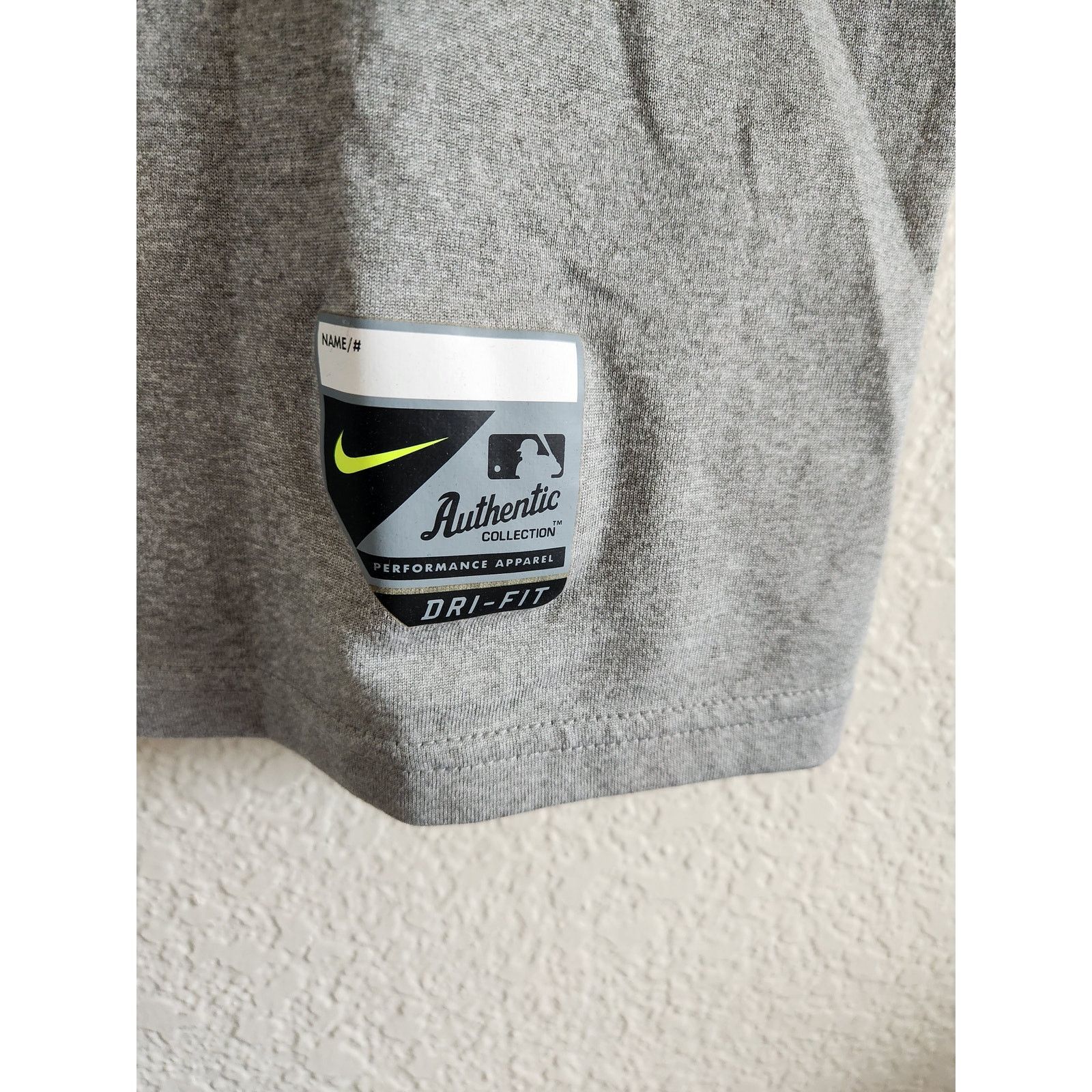 Nike Nike Authentic Performance MLB Chicago Cubs Logo Tee S Size US S / EU 44-46 / 1 - 3 Thumbnail
