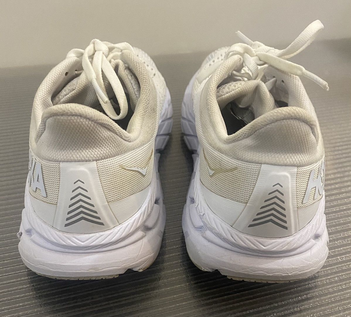 Hoka Hoka Clifton 7 triple white 8 Size US 8 / IT 38 - 7 Thumbnail