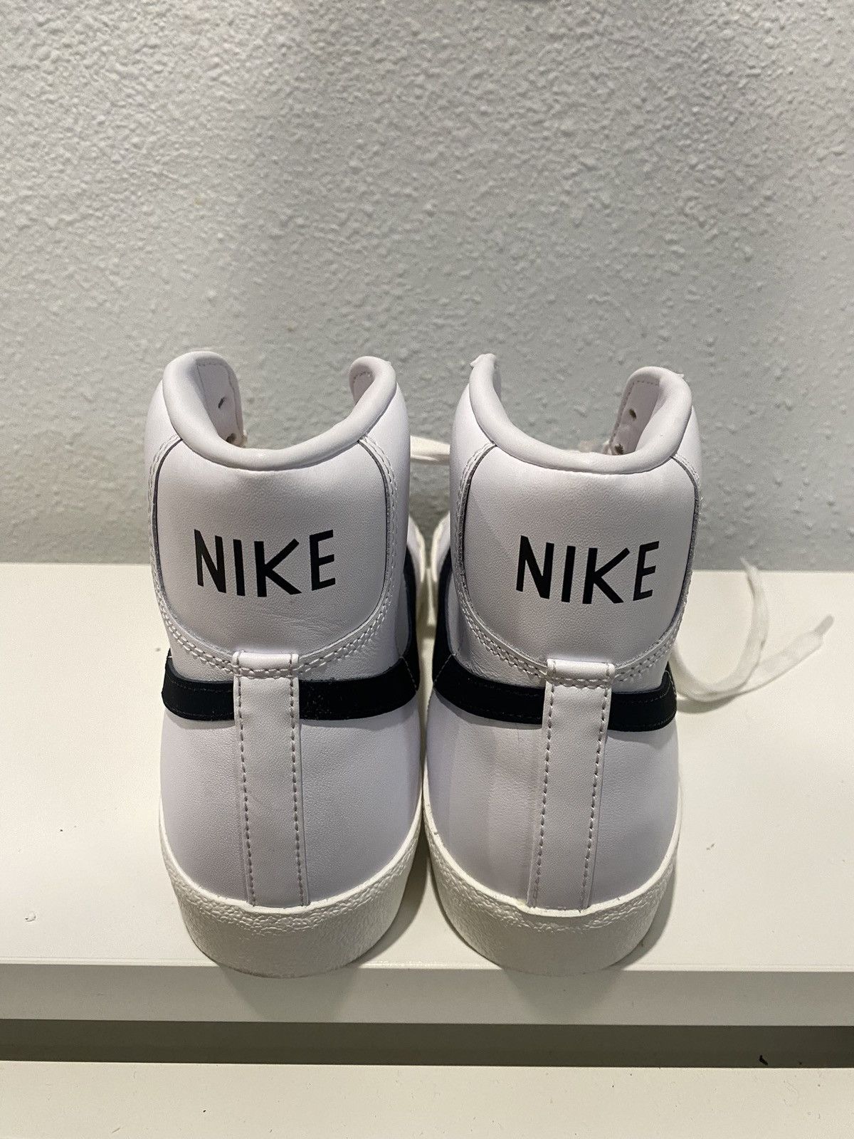 Nike NIKE BLAZER MID '77 CASUAL SHOES Size 10.5 Size US 10.5 / EU 43-44 - 3 Thumbnail