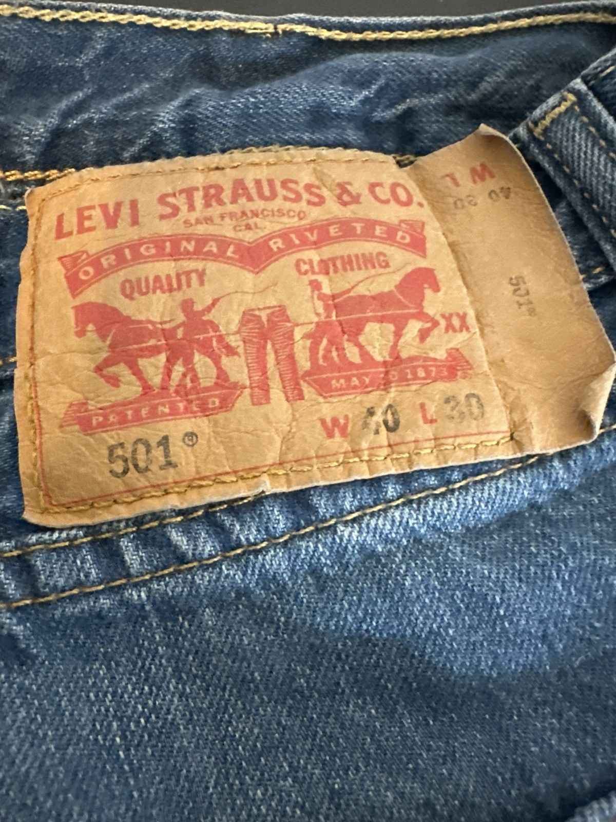 Levi's Levi’s 501® ORIGINAL MEN'S JEANS Size US 40 / EU 56 - 10 Thumbnail
