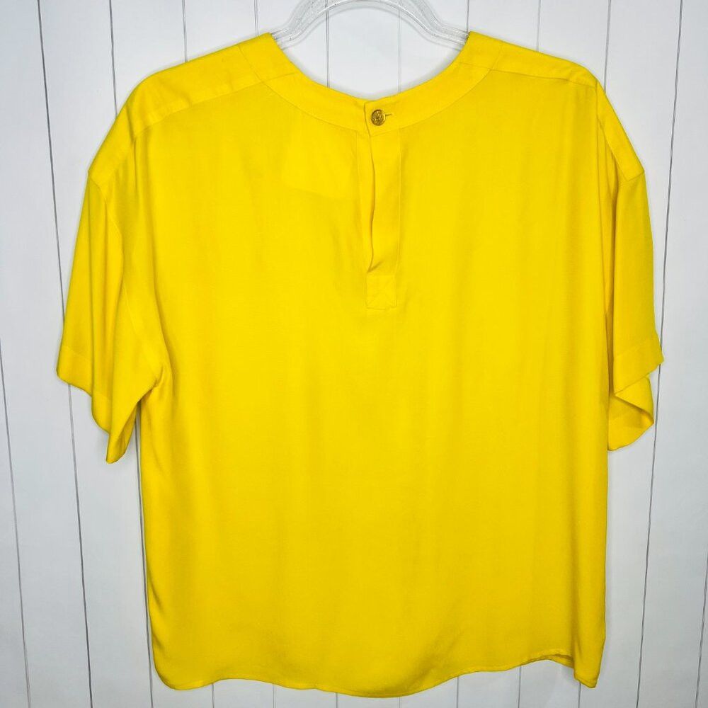 Chanel CHANEL Boutique Vintage Gorgeous Golden Yellow CC 100% Silk Size L / US 10 / IT 46 - 8 Thumbnail