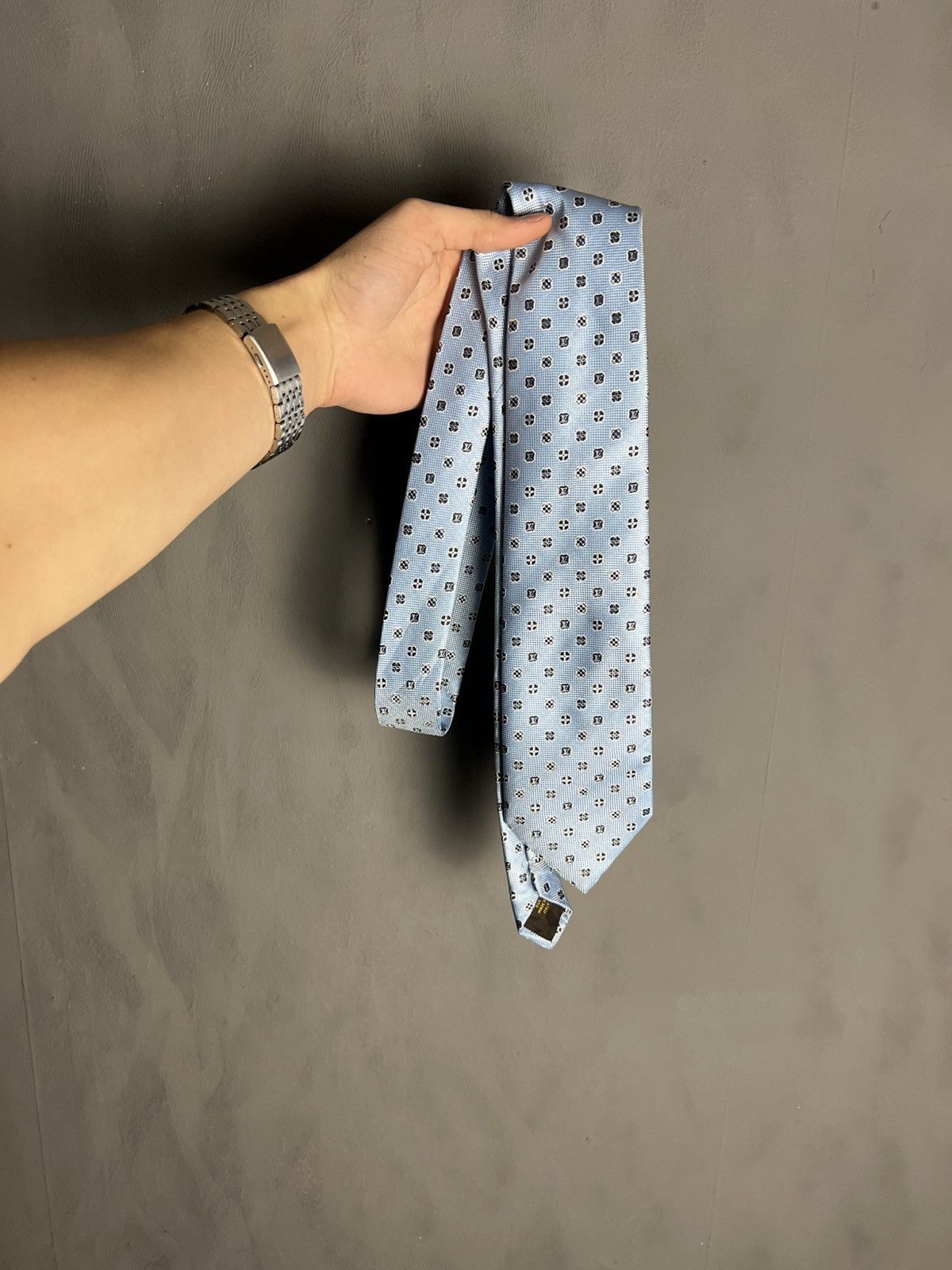 Louis Vuitton Louis Vuitton Tie Size ONE SIZE - 1 Thumbnail