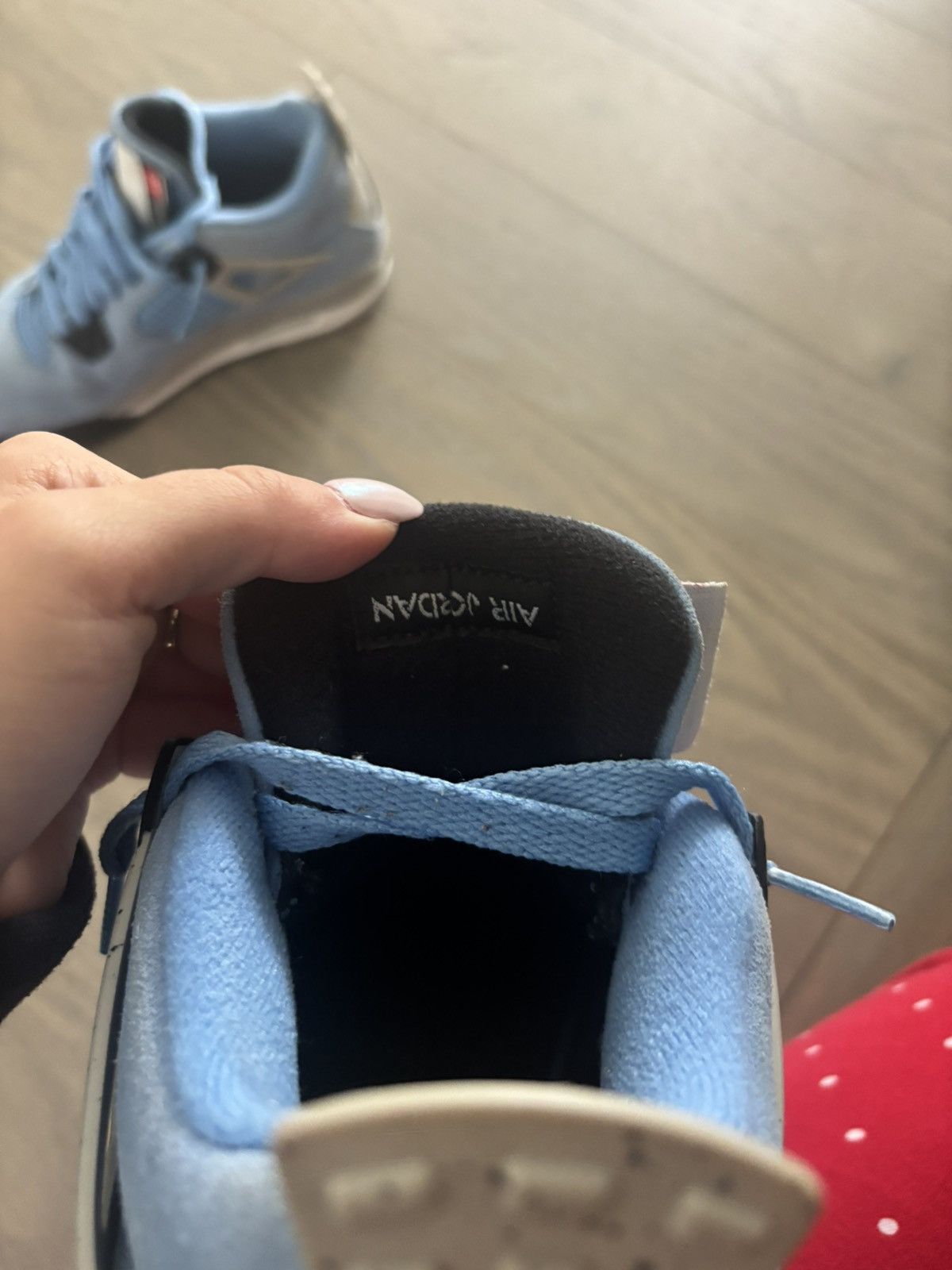 Jordan Brand Air Jordan 4 Retro 'University Blue' Size US 5.5 / EU 38 - 4 Thumbnail