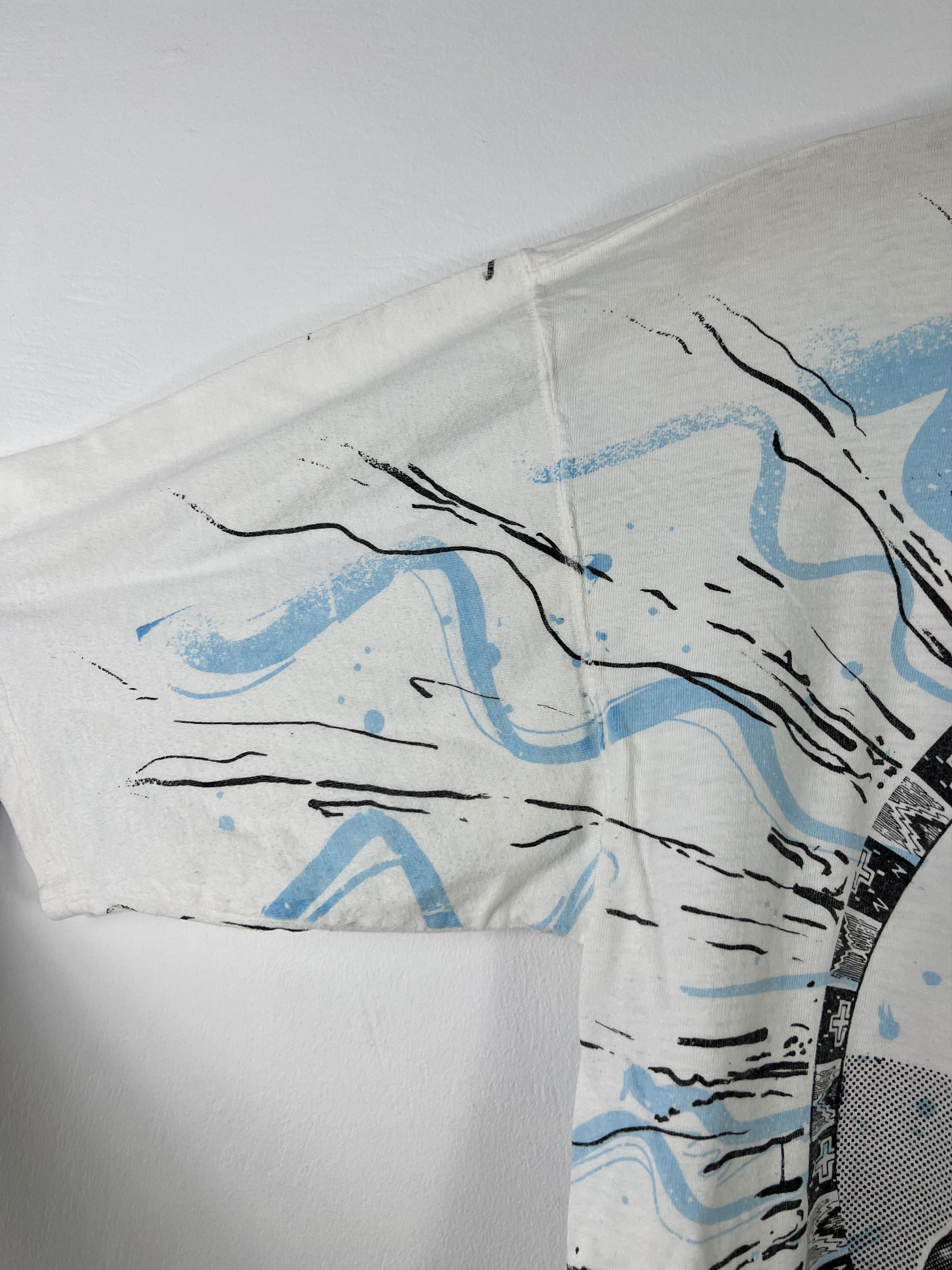 Band Tees Vintage 90s Neil Diamond In The Round Tour tee (XL) GTMD136 Size US XL / EU 56 / 4 - 9 Thumbnail