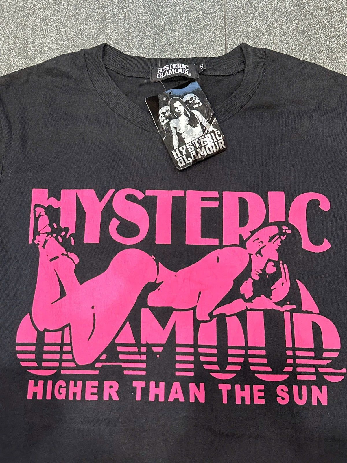 Hysteric Glamour 90’s HYSTERIC GALOMUR HIGHER THAN THE SUN NAKED WOMAN TSHIRT Size US S / EU 44-46 / 1 - 3 Thumbnail