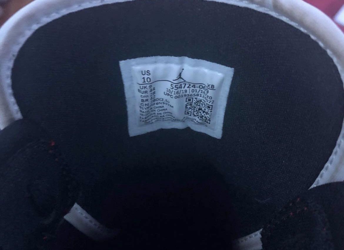 Jordan Brand × Nike Jordan 1 mid “Chicago Black Toe” Size US 10 / EU 43 - 6 Thumbnail