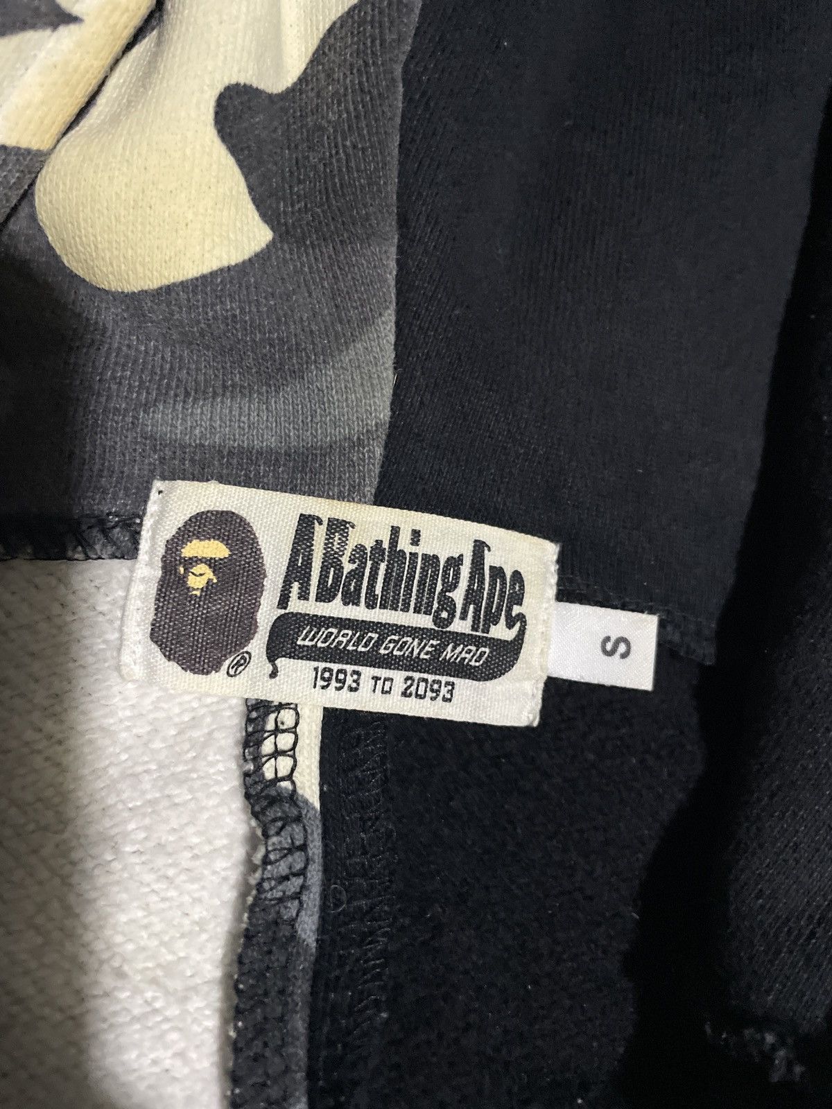 Bape Bape half black city camo glow shark hoodie S Size US S / EU 44-46 / 1 - 5 Thumbnail