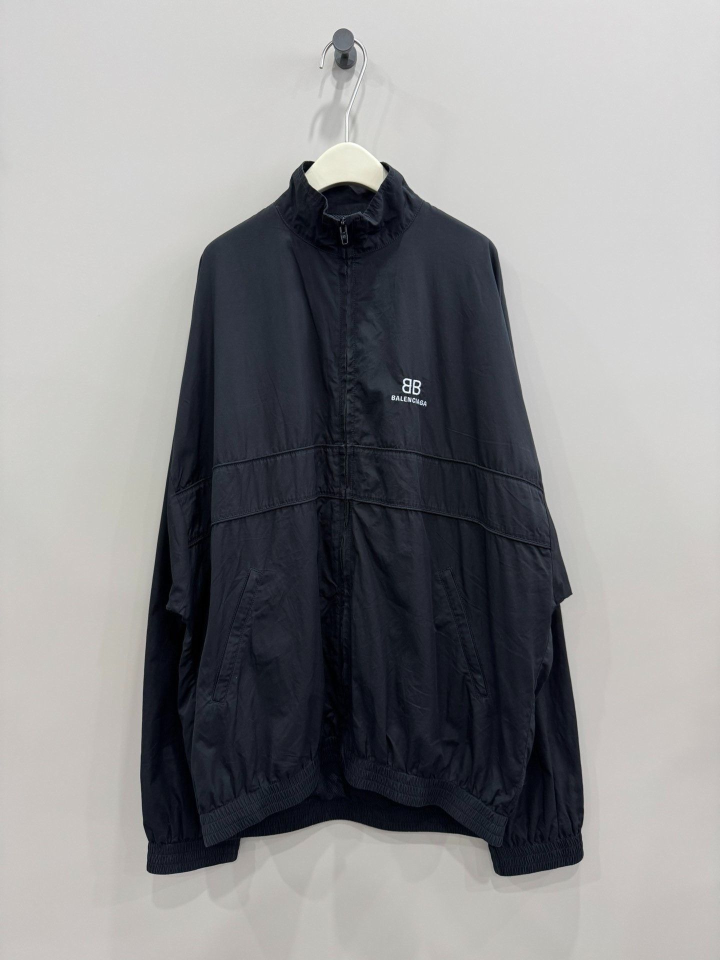 Balenciaga Balenciaga Embroidered Jacket in Black Size US L / EU 52-54 / 3 - 1 Thumbnail